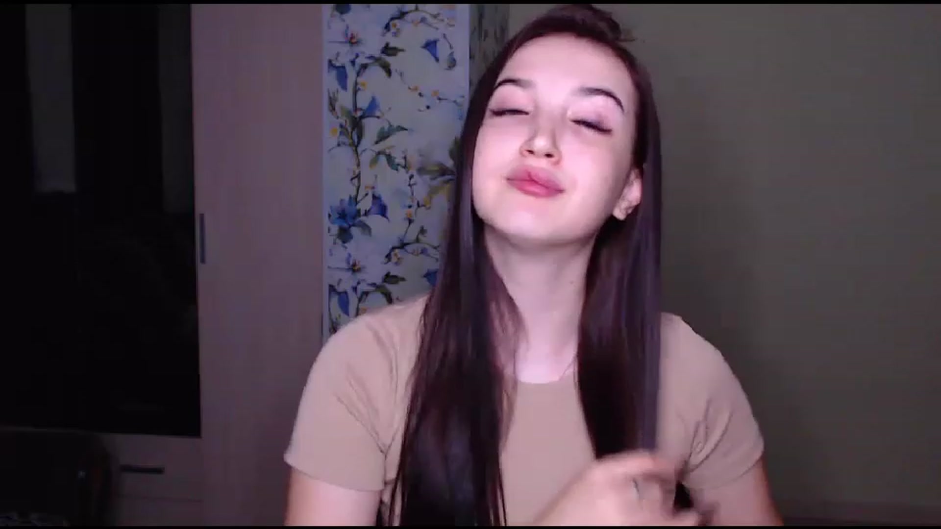 Gallery image thumbnail from MoneyLadyy's myfreecams stream on, 11/14/2022, 21:30 image 2 of 20