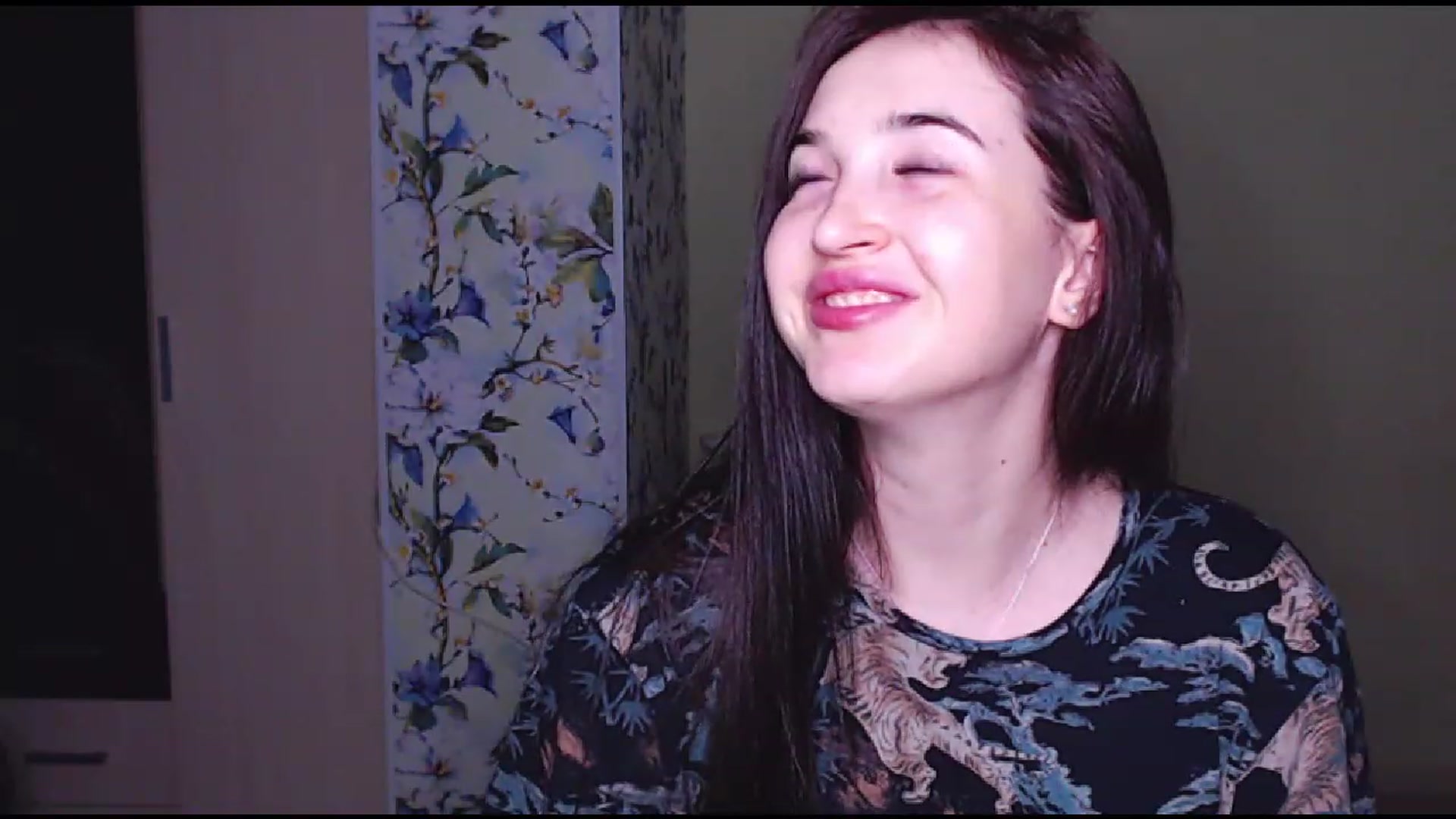 Gallery image thumbnail from MoneyLadyy's myfreecams stream on, 11/21/2022, 20:24 image 16 of 20