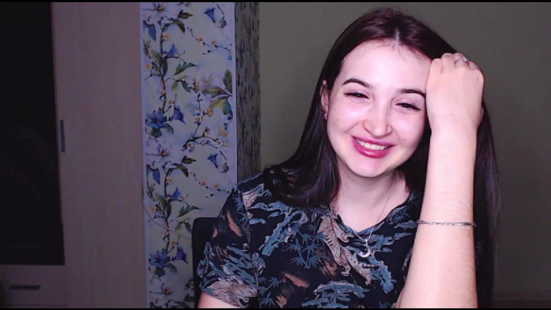 Gallery image thumbnail from MoneyLadyy's myfreecams stream on, 11/21/2022, 20:42 image 20 of 20