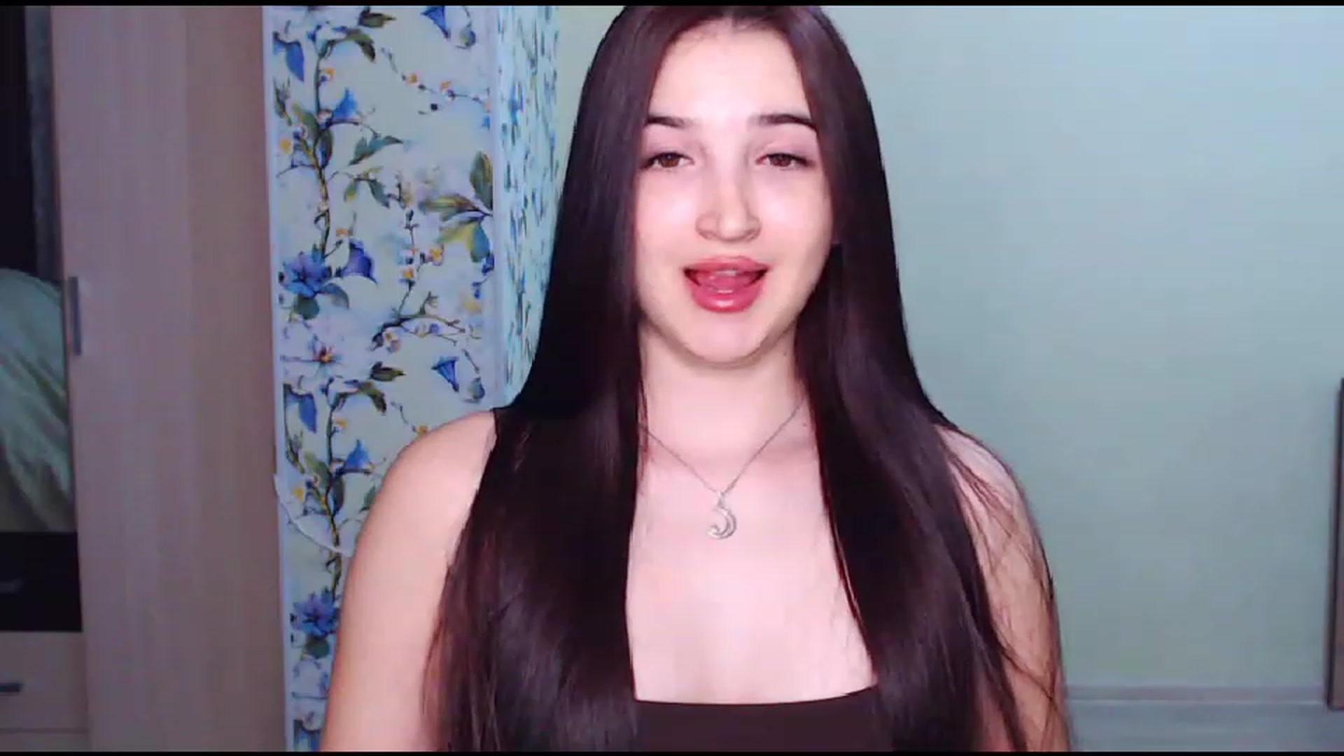 Gallery image thumbnail from MoneyLadyy's myfreecams stream on, 11/28/2022, 19:22 image 10 of 20