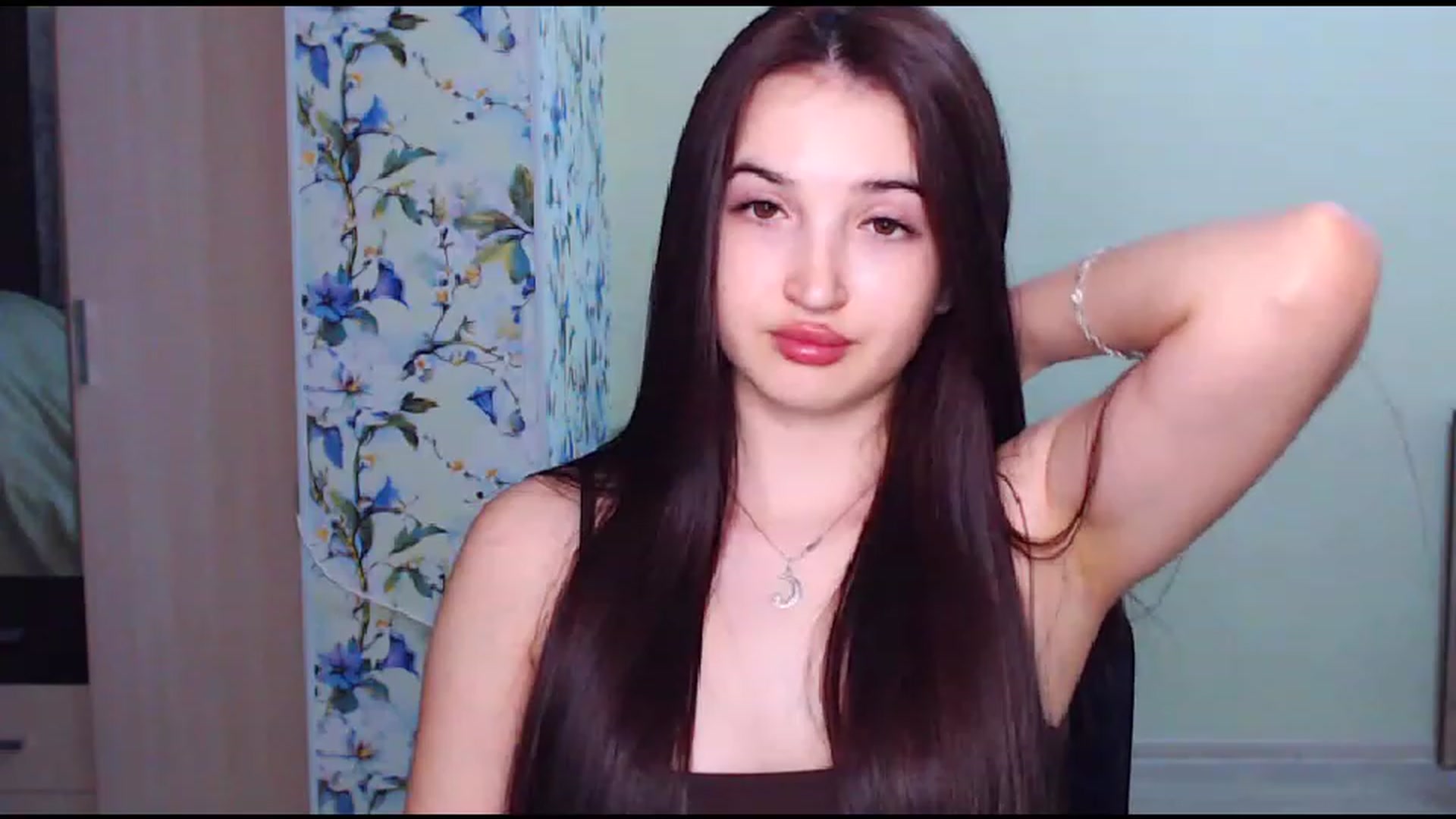 Gallery image thumbnail from MoneyLadyy's myfreecams stream on, 11/28/2022, 19:22 image 11 of 20