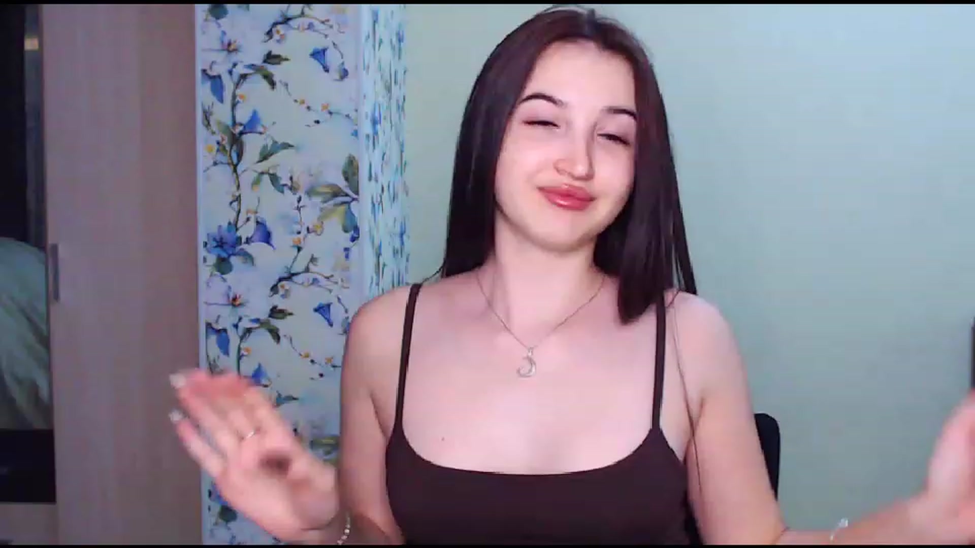 Gallery image thumbnail from MoneyLadyy's myfreecams stream on, 11/28/2022, 19:22 image 7 of 20