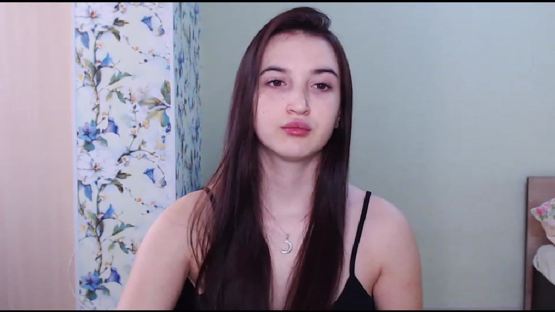 Gallery image thumbnail from MoneyLadyy's myfreecams stream on, 12/12/2022, 10:21 image 5 of 20