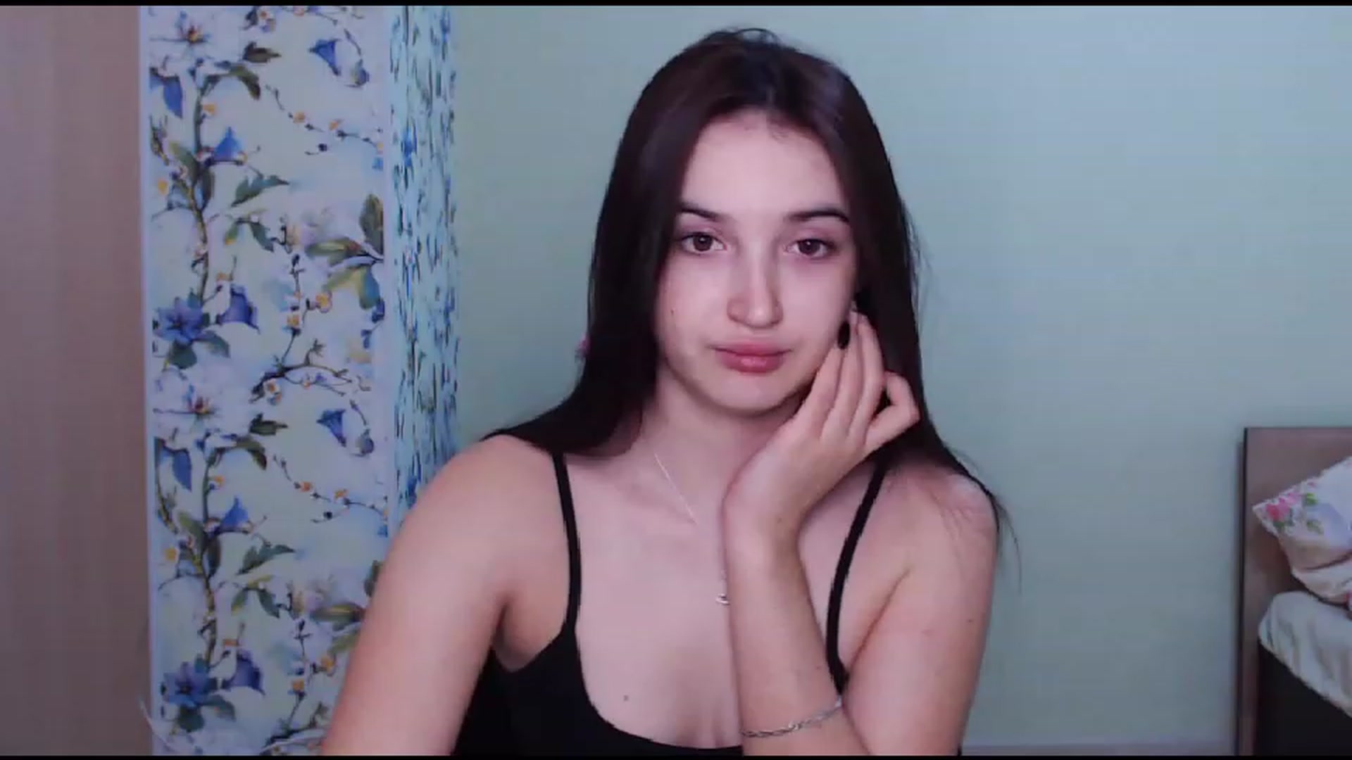 Gallery image thumbnail from MoneyLadyy's myfreecams stream on, 12/12/2022, 10:21 image 1 of 20