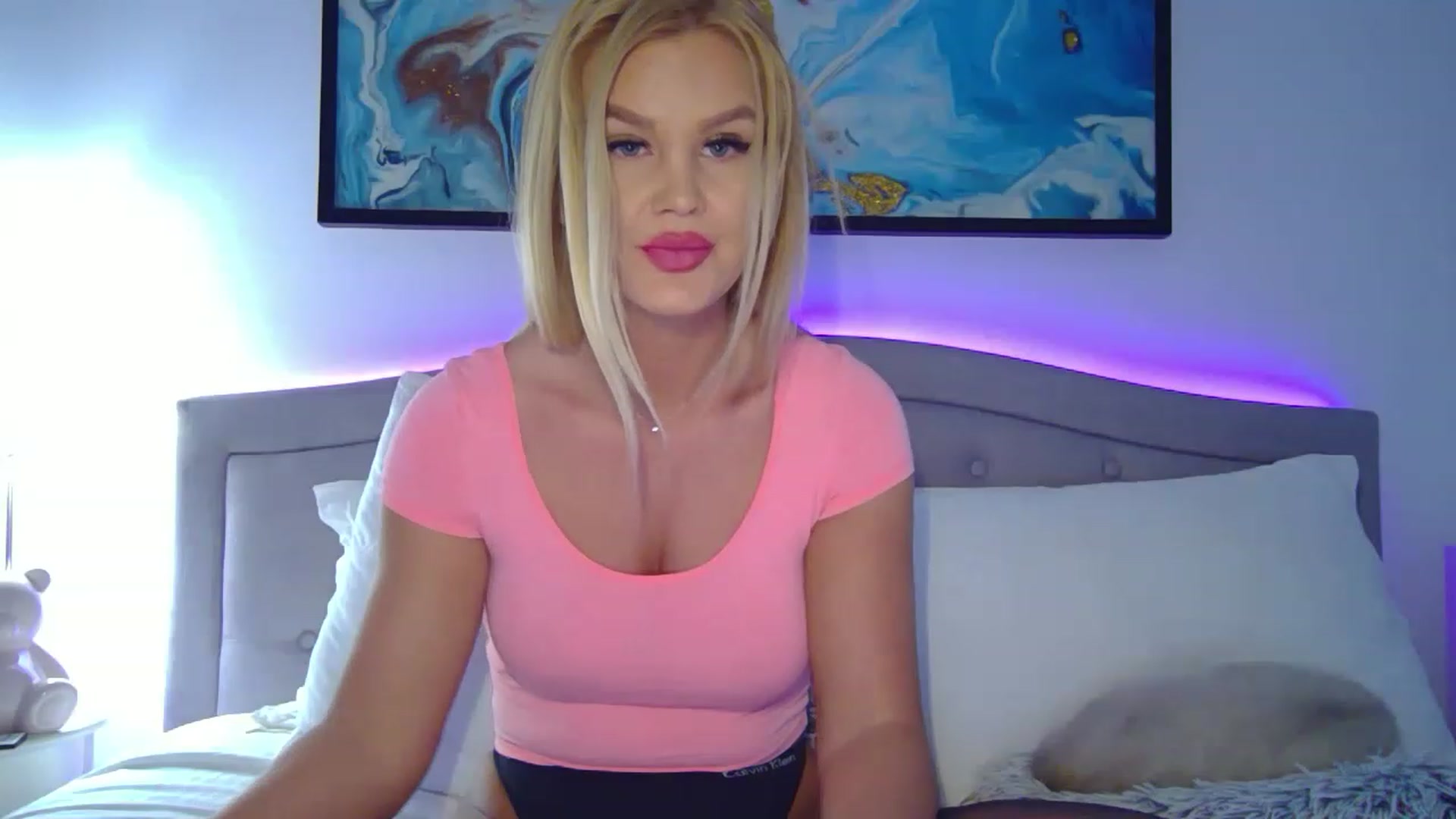 Gallery image thumbnail from Moni_'s myfreecams stream on, 05/20/2023, 04:18 image 12 of 20