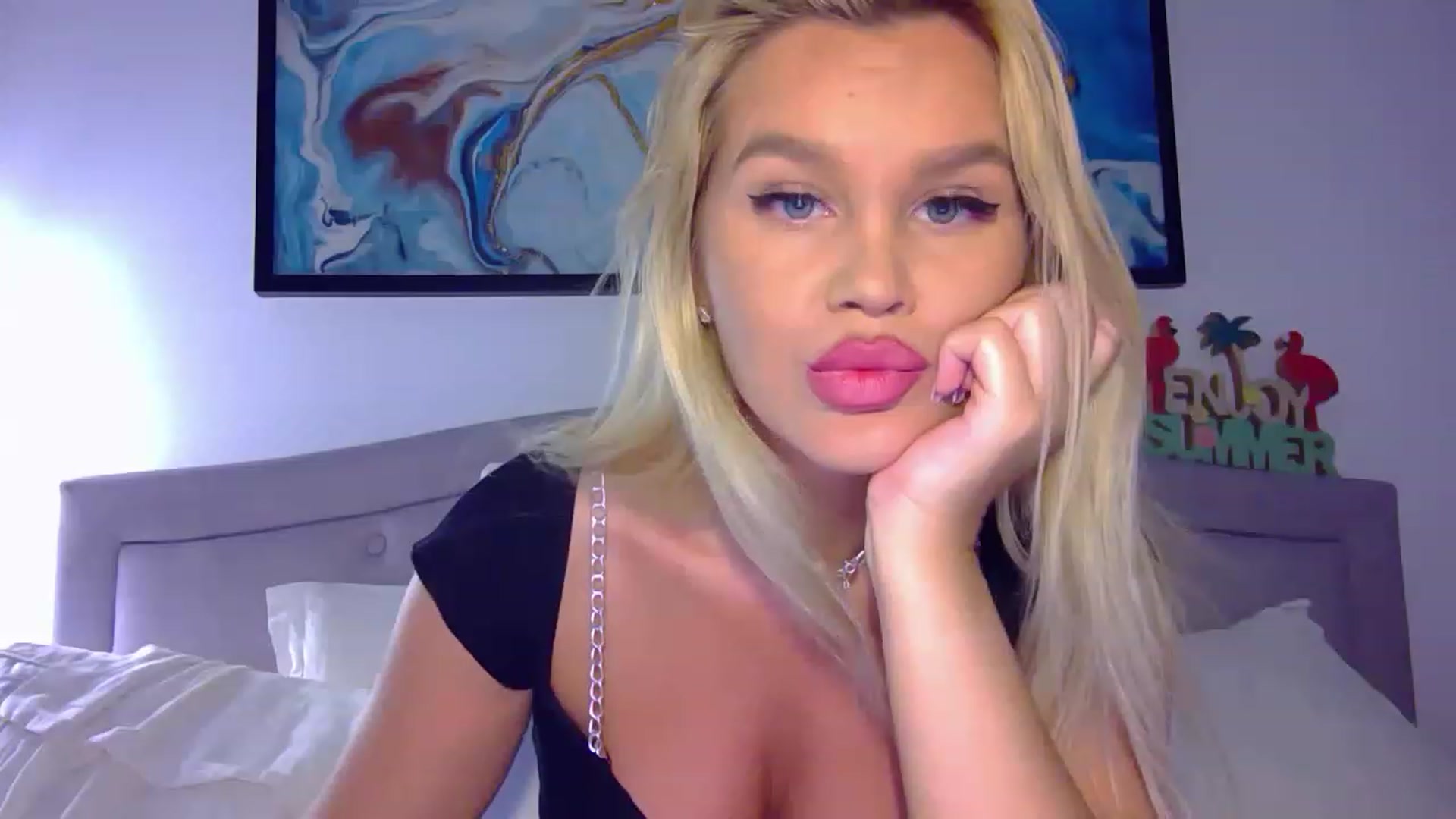 Gallery image thumbnail from Moni_'s myfreecams stream on, 07/26/2023, 04:12 image 13 of 20