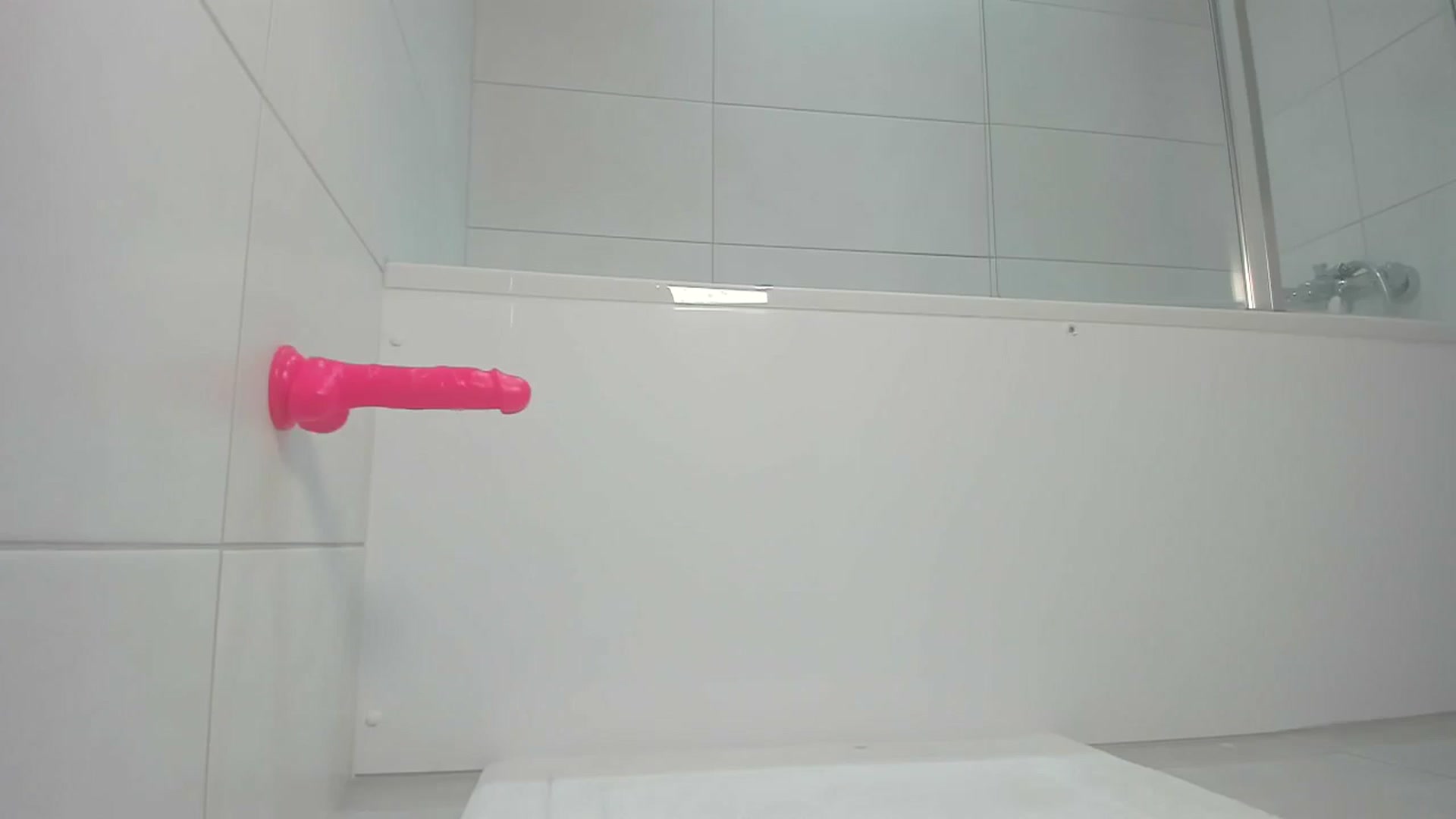 Gallery image thumbnail from Monic1's myfreecams stream on, 11/05/2023, 07:37 image 11 of 20