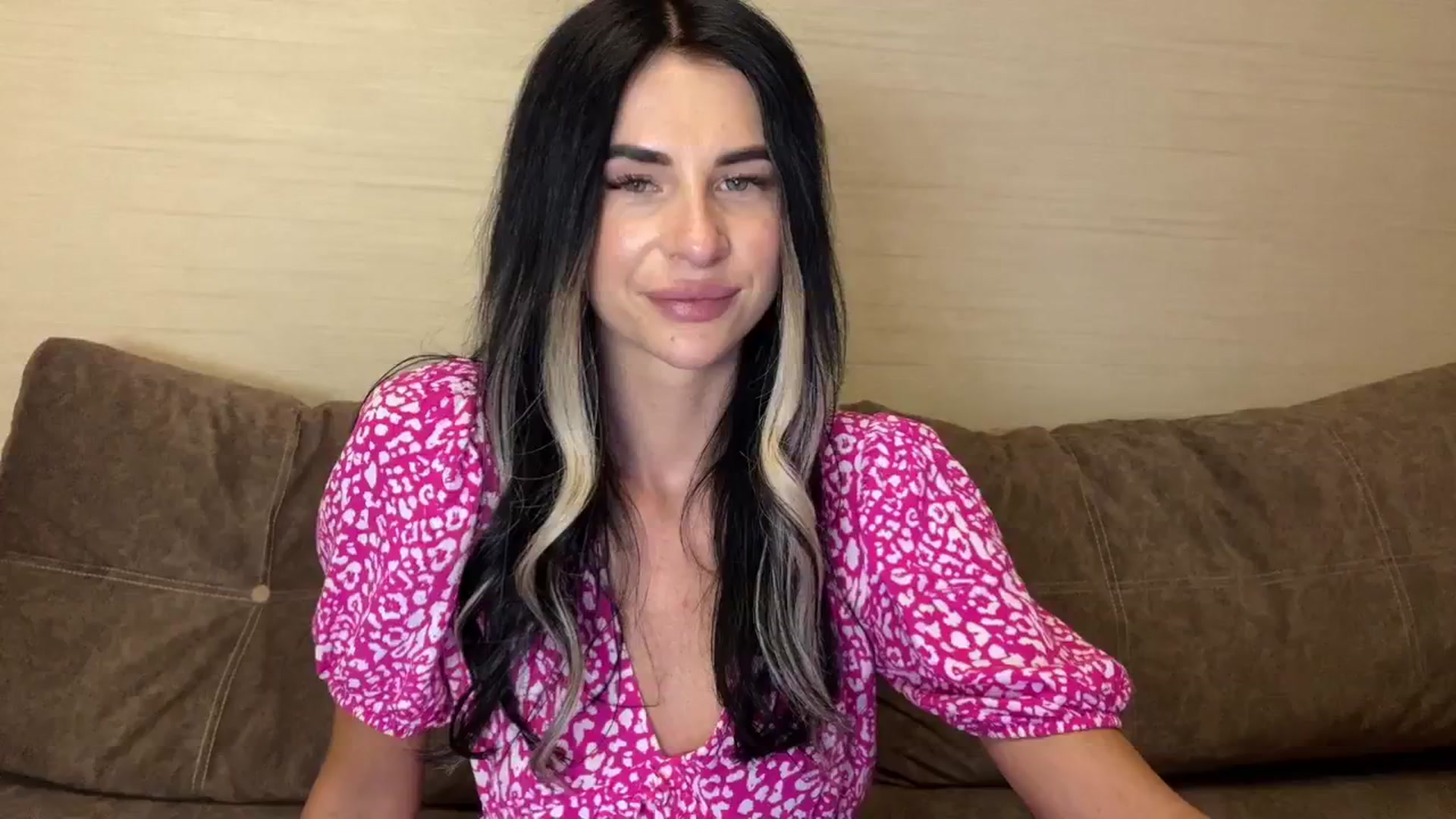 Gallery image thumbnail from Monic_cute's myfreecams stream on, 08/07/2024, 14:57 image 19 of 20