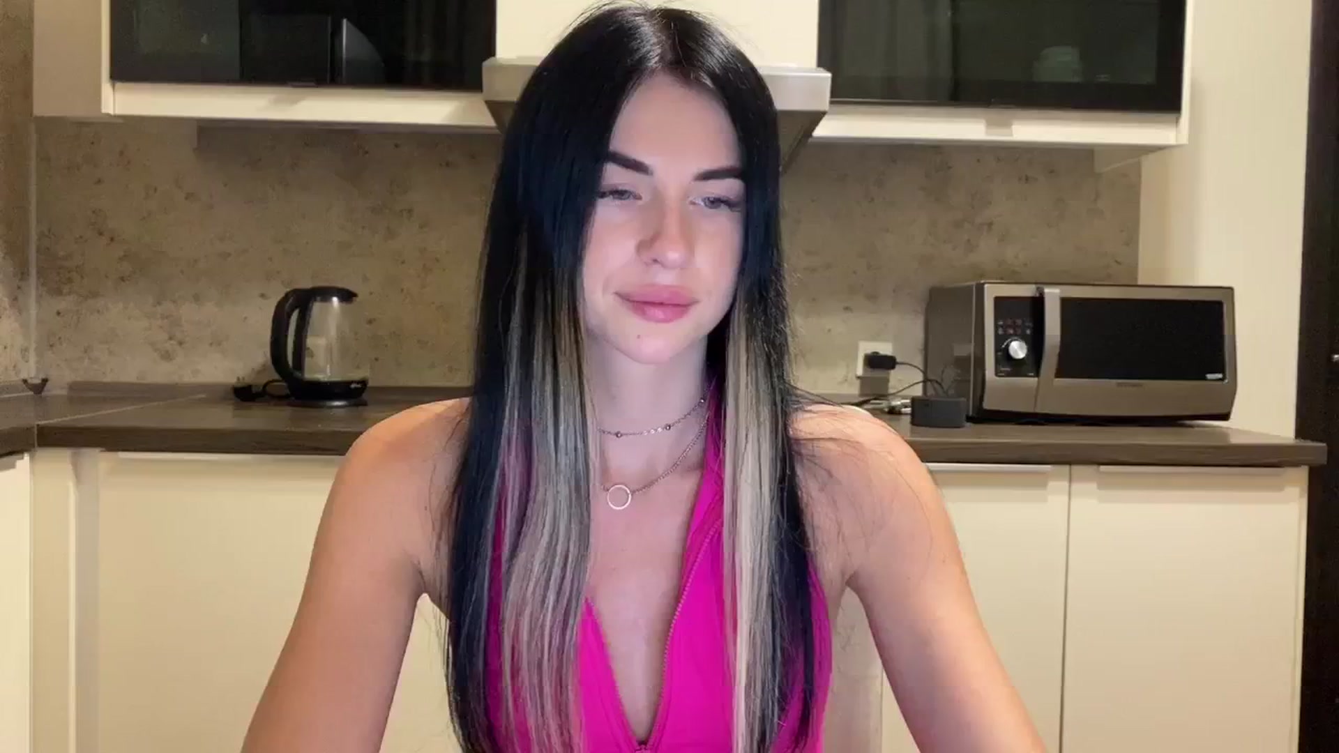 Gallery image thumbnail from Monic_cute's myfreecams stream on, 08/23/2024, 19:31 image 20 of 20