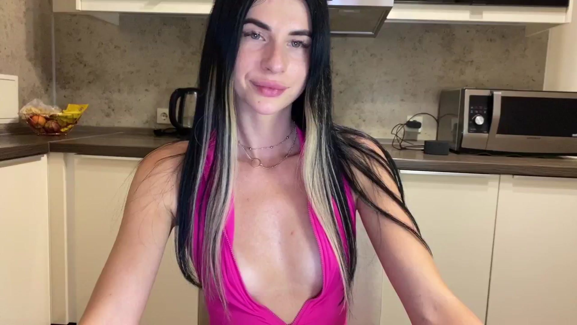 Gallery image thumbnail from Monic_cute's myfreecams stream on, 08/24/2024, 19:10 image 18 of 20