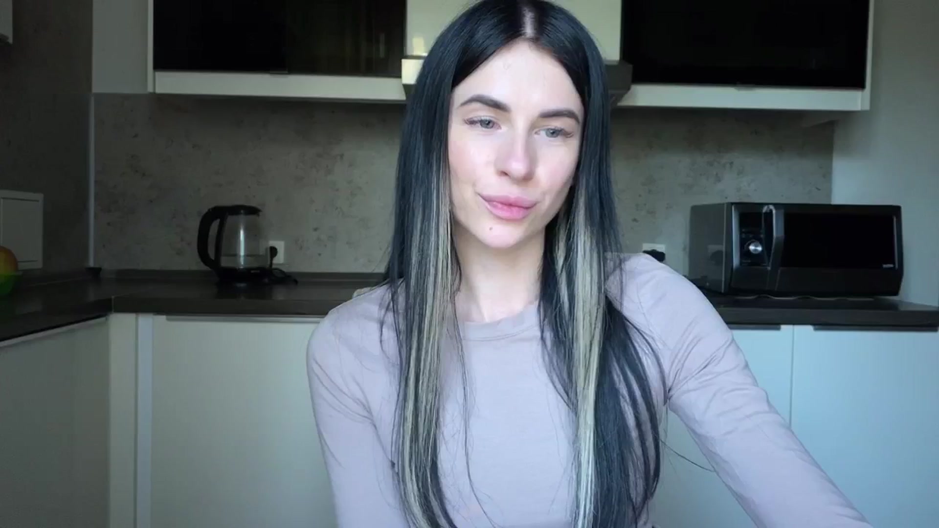 Gallery image thumbnail from Monic_cute's myfreecams stream on, 08/31/2024, 12:18 image 20 of 20