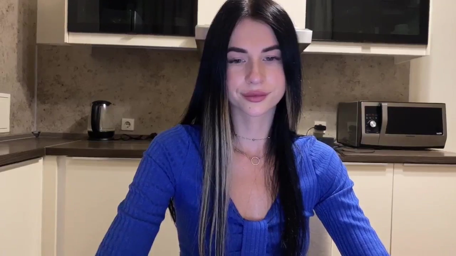 Gallery image thumbnail from Monic_cute's myfreecams stream on, 09/01/2024, 13:29 image 20 of 20