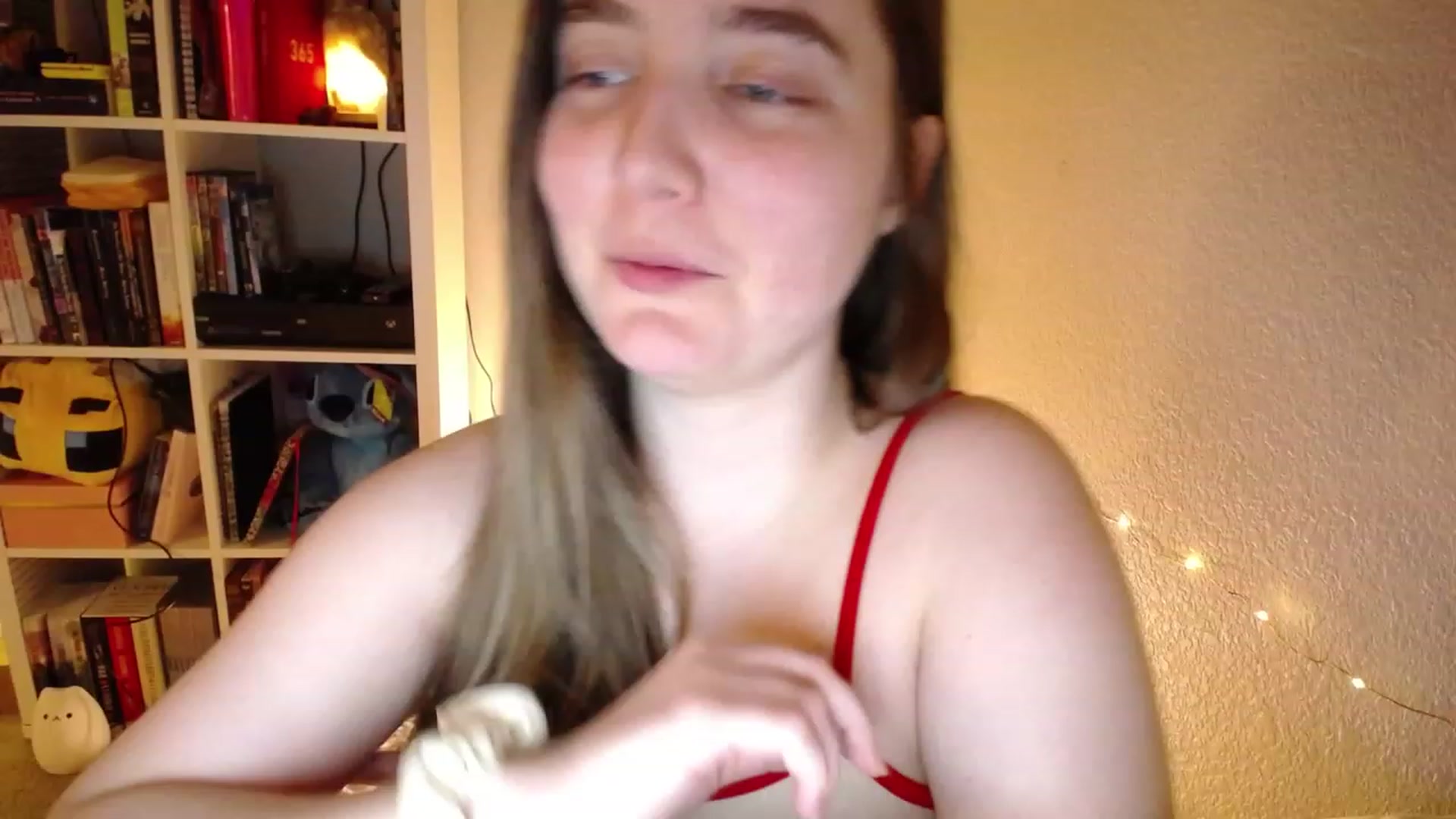 Gallery image thumbnail from Monica's myfreecams stream on, 11/26/2022, 01:59 image 18 of 20