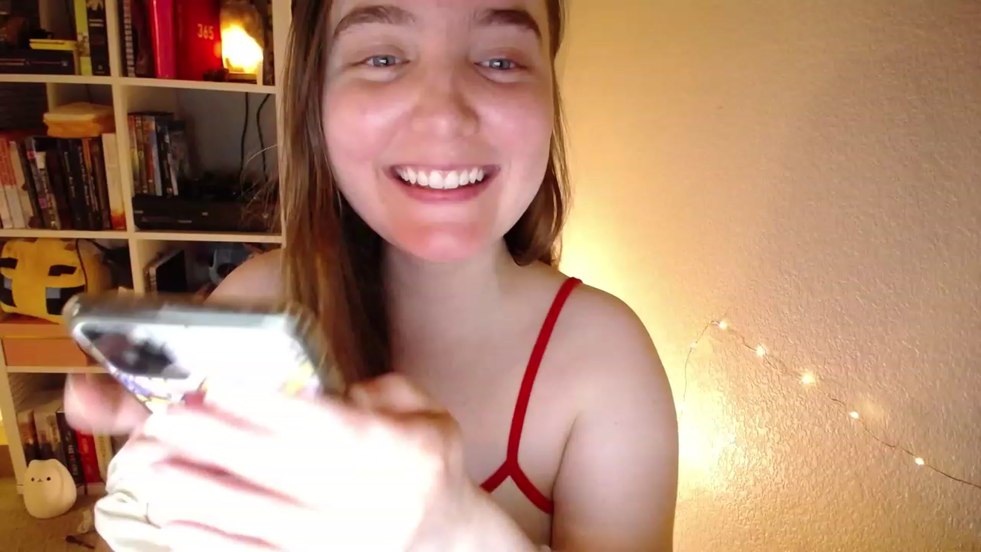 Gallery image thumbnail from Monica's myfreecams stream on, 11/26/2022, 01:59 image 17 of 20