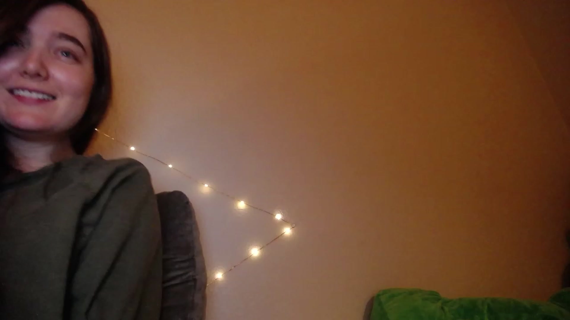Gallery image thumbnail from Monica's myfreecams stream on, 12/01/2022, 08:03 image 18 of 20