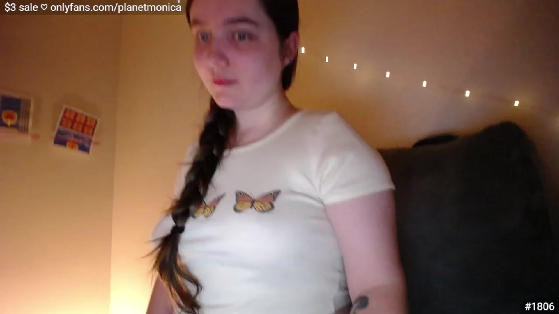 Gallery image thumbnail from Monica's myfreecams stream on, 12/20/2022, 02:55 image 2 of 20
