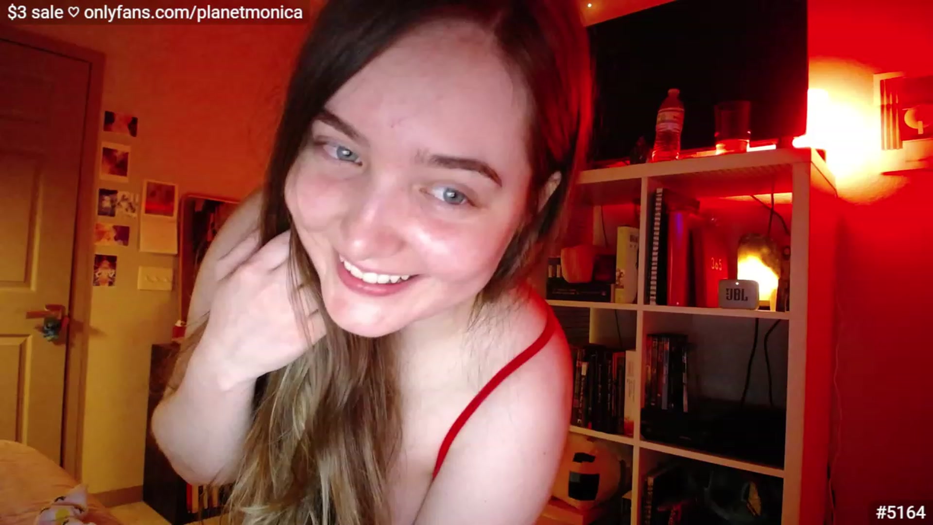 Gallery image thumbnail from Monica's myfreecams stream on, 01/16/2023, 05:23 image 8 of 20