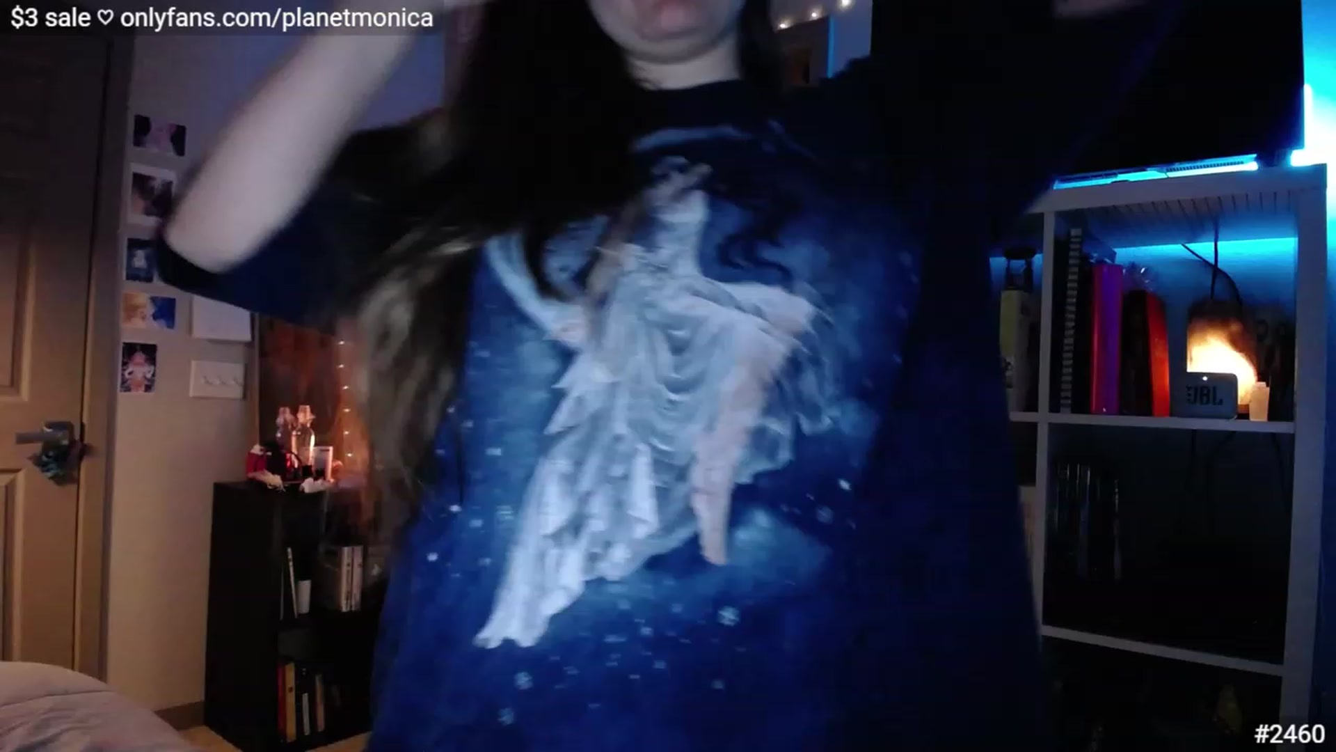 Gallery image thumbnail from Monica's myfreecams stream on, 01/17/2023, 04:28 image 14 of 20