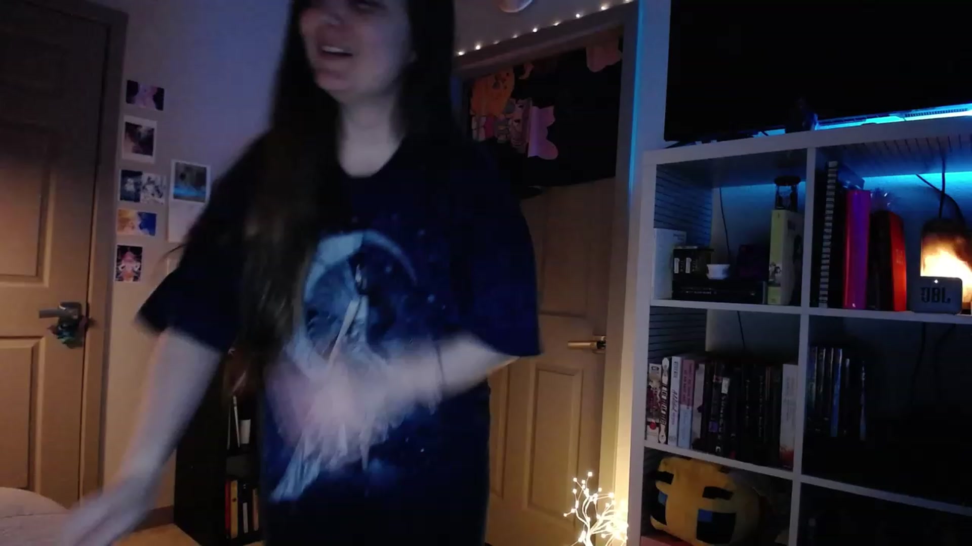 Gallery image thumbnail from Monica's myfreecams stream on, 01/17/2023, 04:28 image 11 of 20