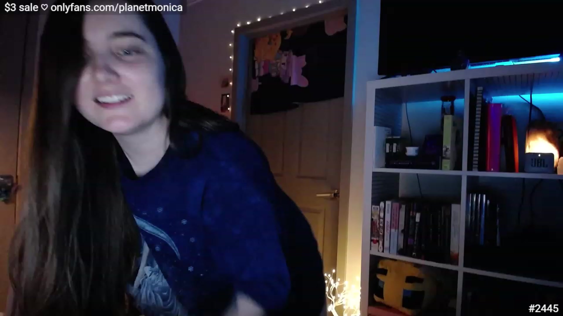 Gallery image thumbnail from Monica's myfreecams stream on, 01/17/2023, 04:28 image 20 of 20