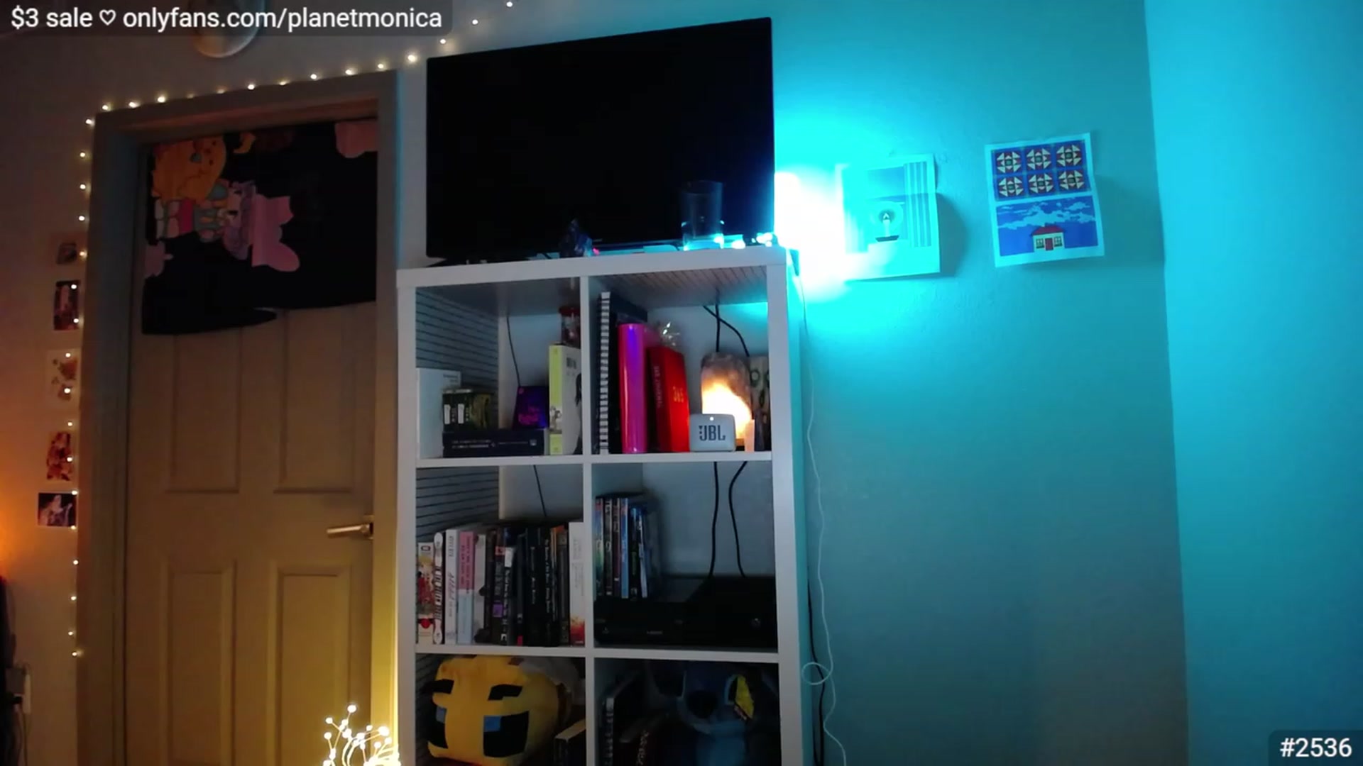 Gallery image thumbnail from Monica's myfreecams stream on, 01/19/2023, 02:10 image 20 of 20