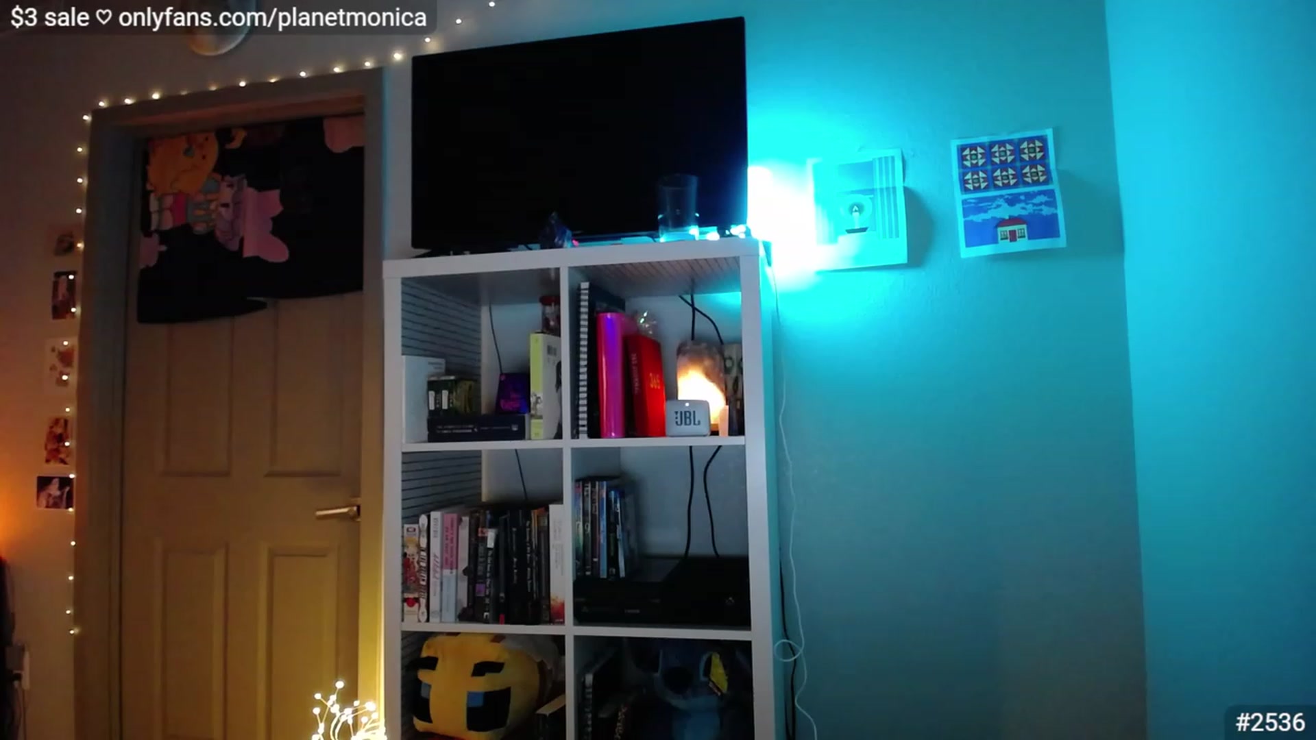 Gallery image thumbnail from Monica's myfreecams stream on, 01/19/2023, 02:10 image 19 of 20