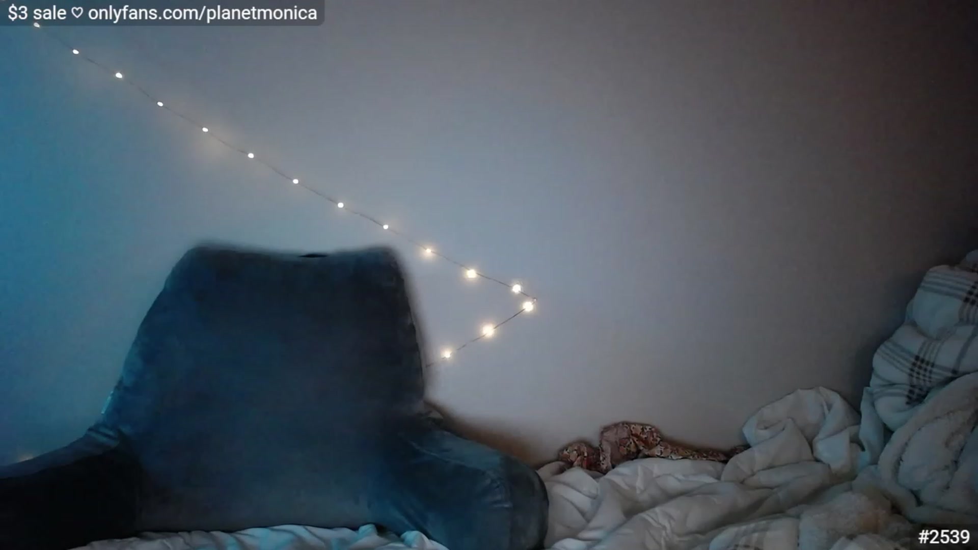 Gallery image thumbnail from Monica's myfreecams stream on, 01/19/2023, 02:10 image 7 of 20
