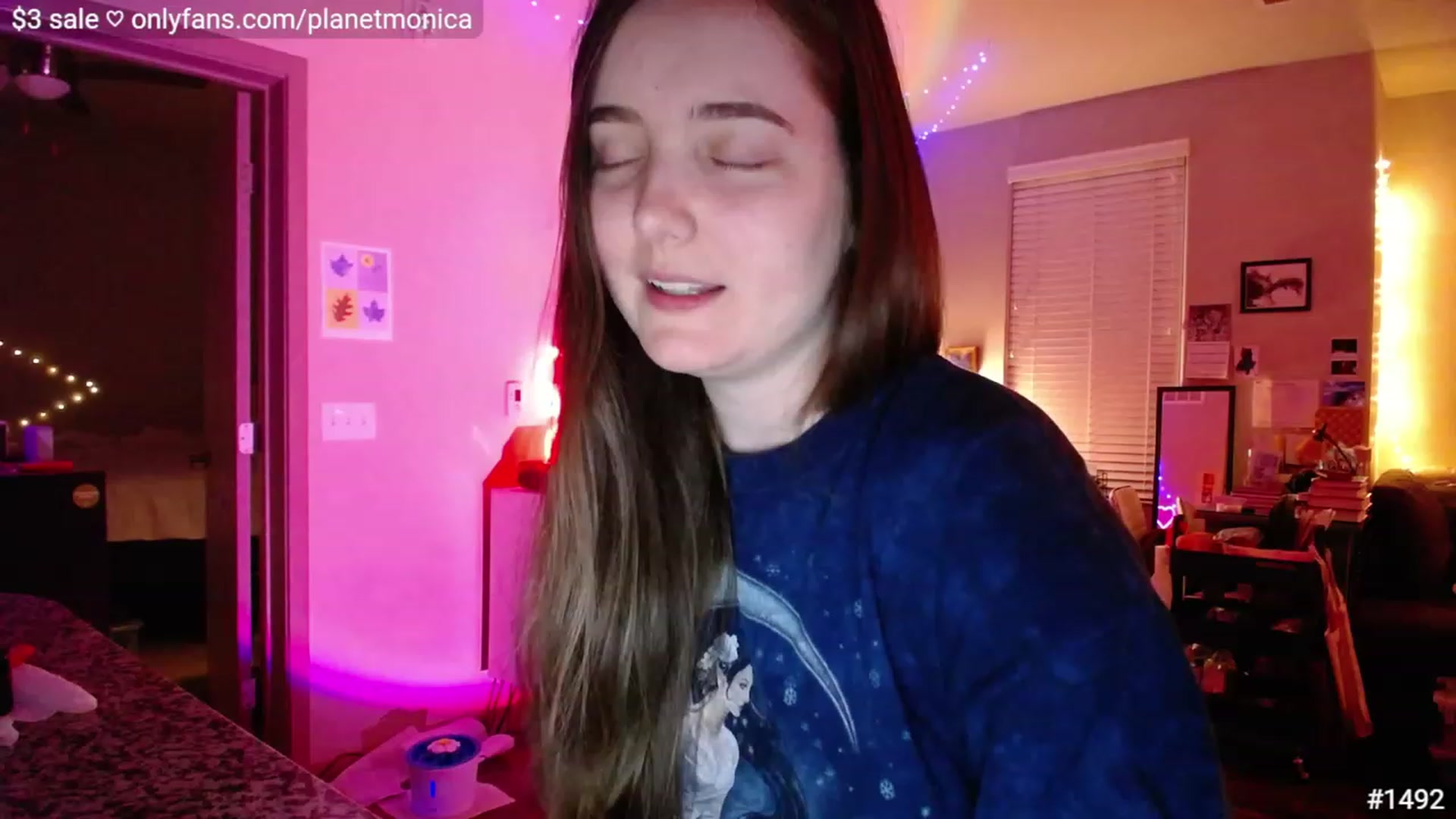 Gallery image thumbnail from Monica's myfreecams stream on, 01/30/2023, 04:27 image 4 of 20