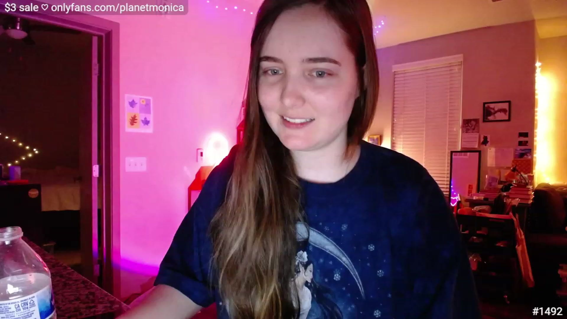 Gallery image thumbnail from Monica's myfreecams stream on, 01/30/2023, 04:27 image 3 of 20