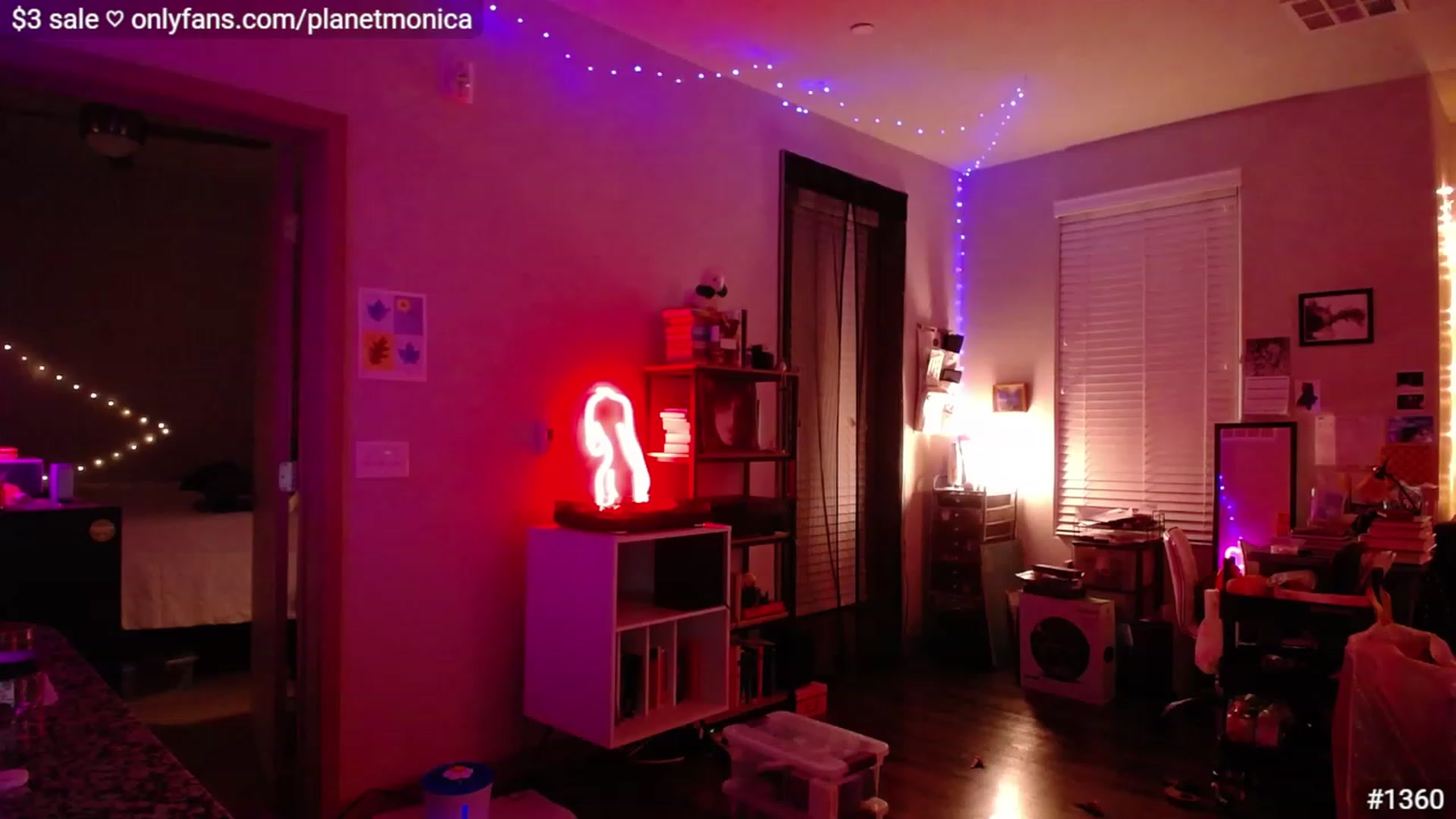Gallery image thumbnail from Monica's myfreecams stream on, 02/01/2023, 02:51 image 5 of 20