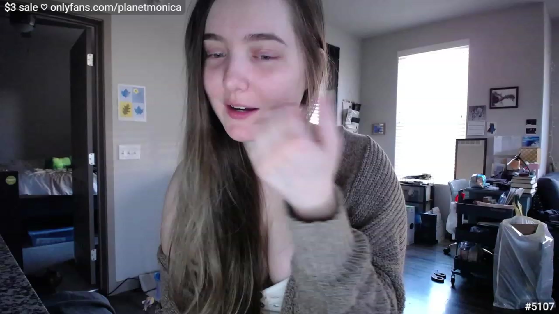 Gallery image thumbnail from Monica's myfreecams stream on, 02/12/2023, 01:32 image 9 of 20
