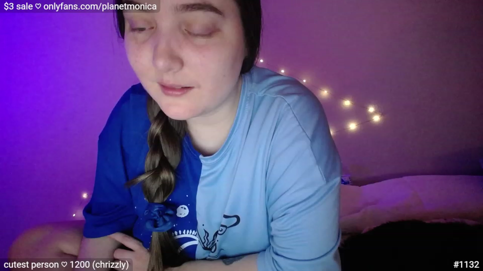 Gallery image thumbnail from Monica's myfreecams stream on, 03/28/2023, 03:09 image 10 of 20