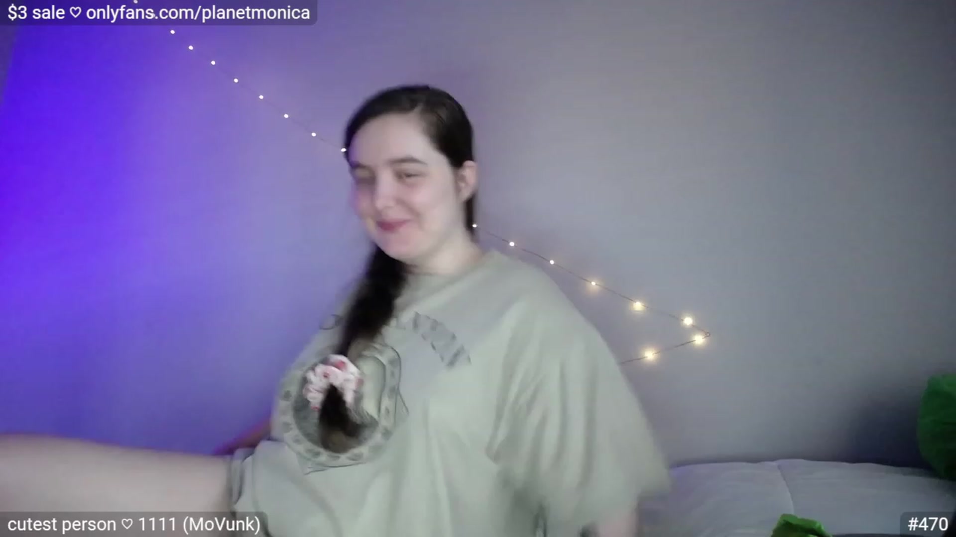 Gallery image thumbnail from Monica's myfreecams stream on, 04/10/2023, 01:59 image 12 of 20