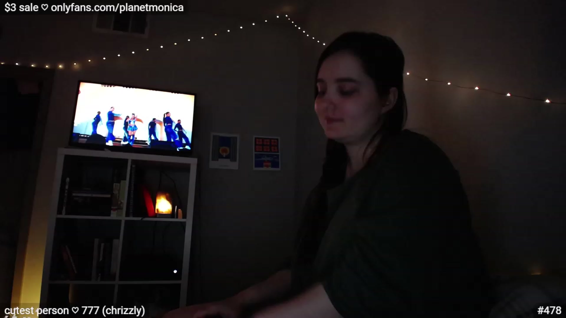 Gallery image thumbnail from Monica's myfreecams stream on, 04/17/2023, 03:47 image 6 of 20