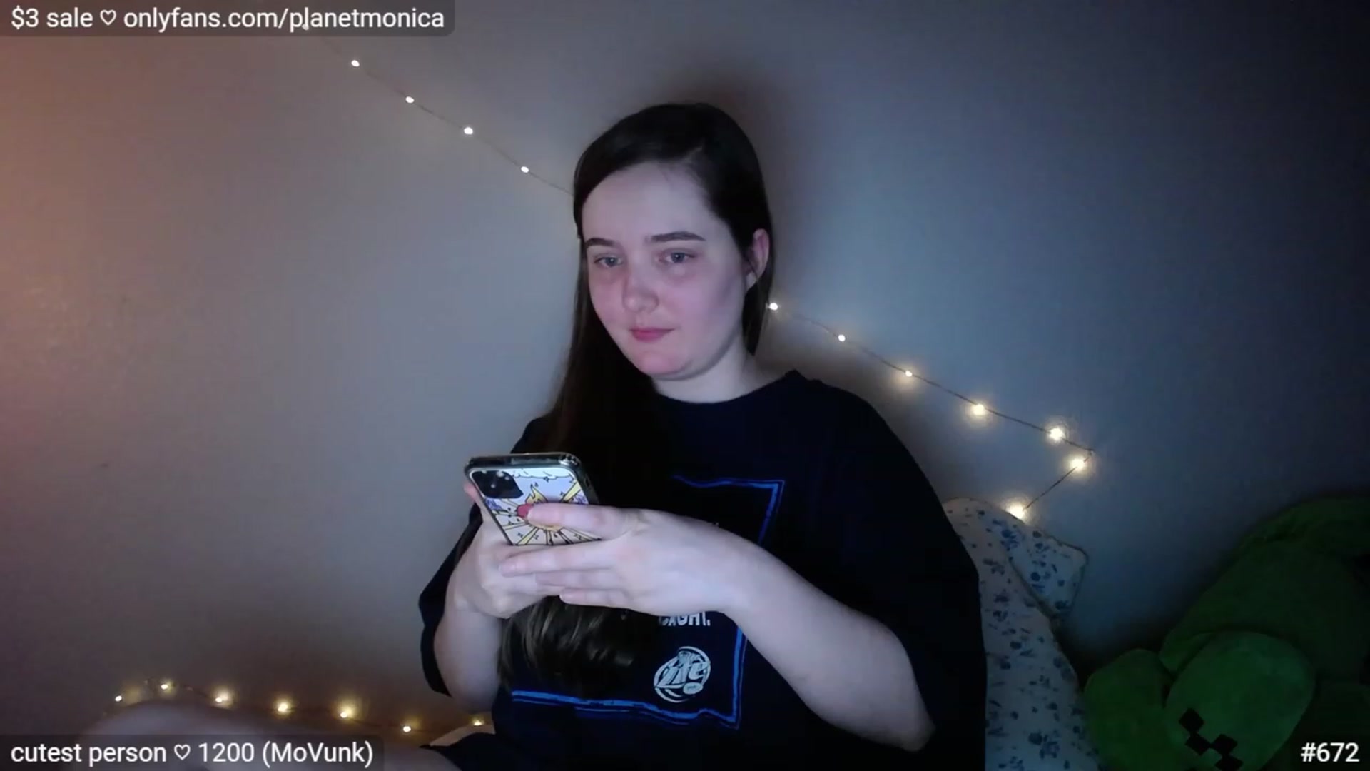 Gallery image thumbnail from Monica's myfreecams stream on, 04/25/2023, 02:54 image 15 of 20