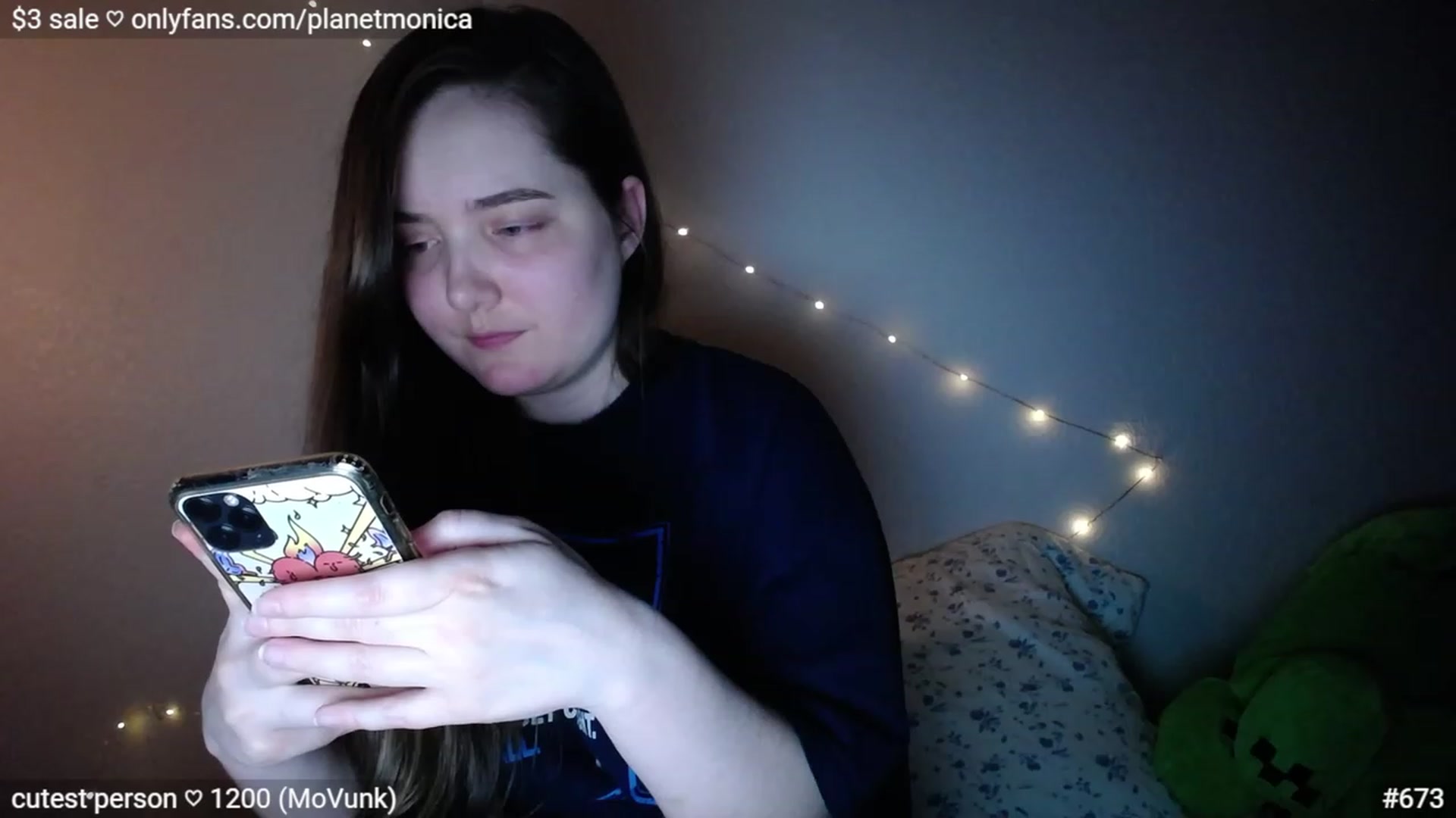 Gallery image thumbnail from Monica's myfreecams stream on, 04/25/2023, 02:54 image 17 of 20