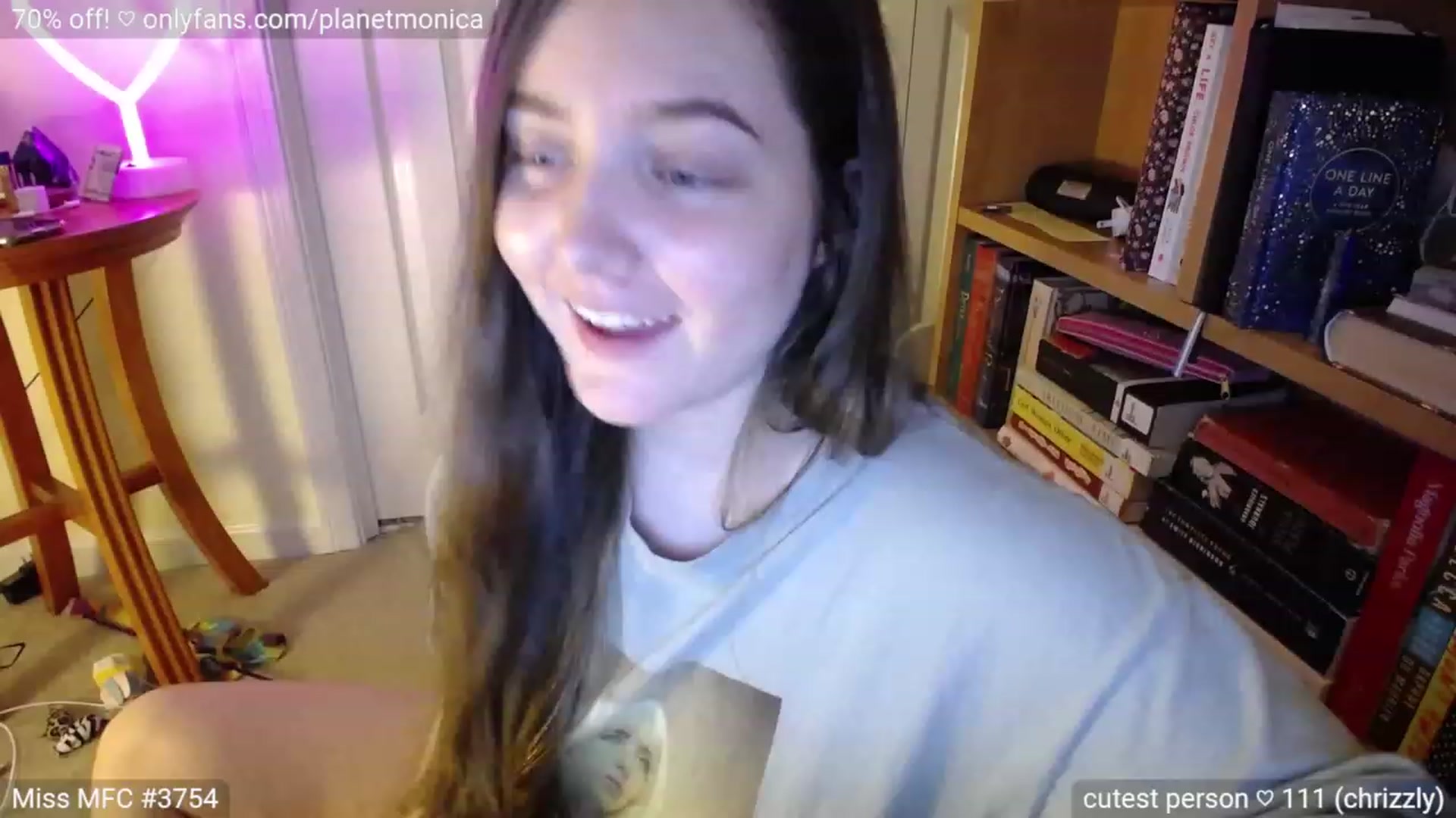 Gallery image thumbnail from Monica's myfreecams stream on, 06/25/2023, 02:44 image 2 of 20
