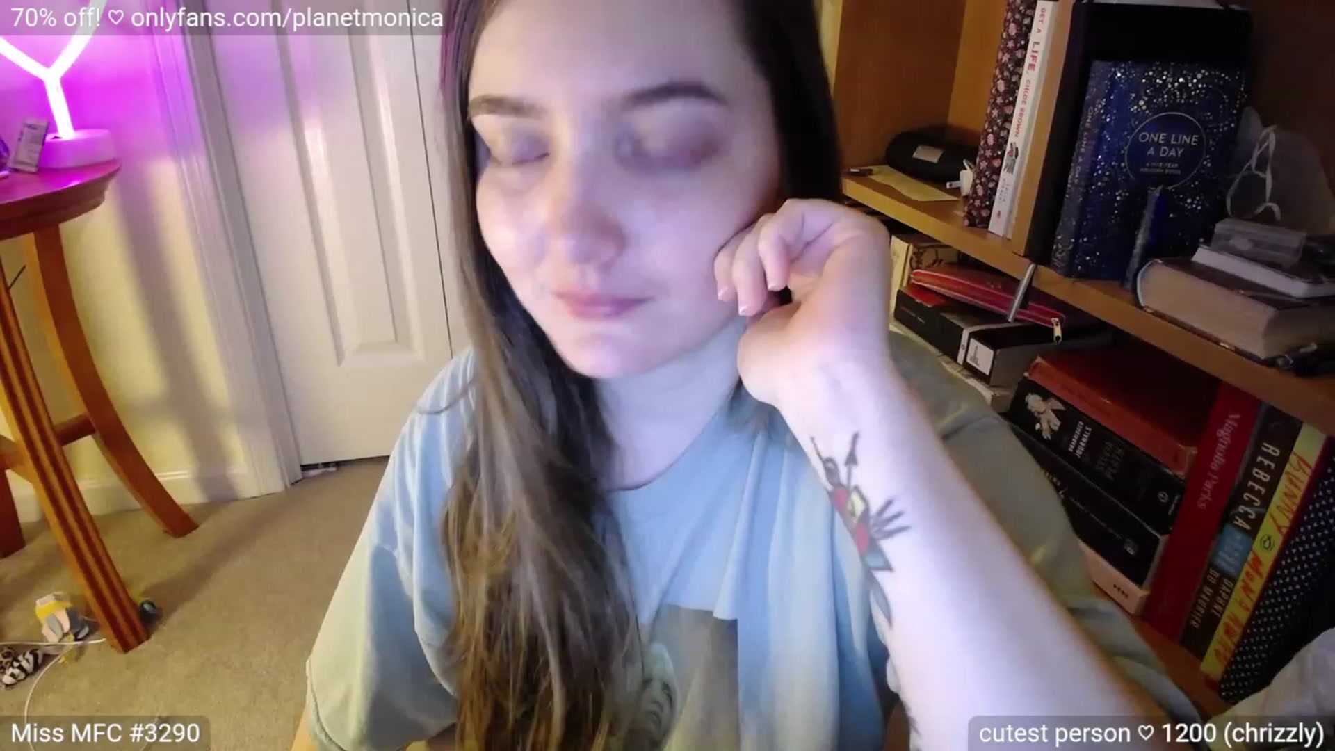Gallery image thumbnail from Monica's myfreecams stream on, 06/25/2023, 03:16 image 9 of 20