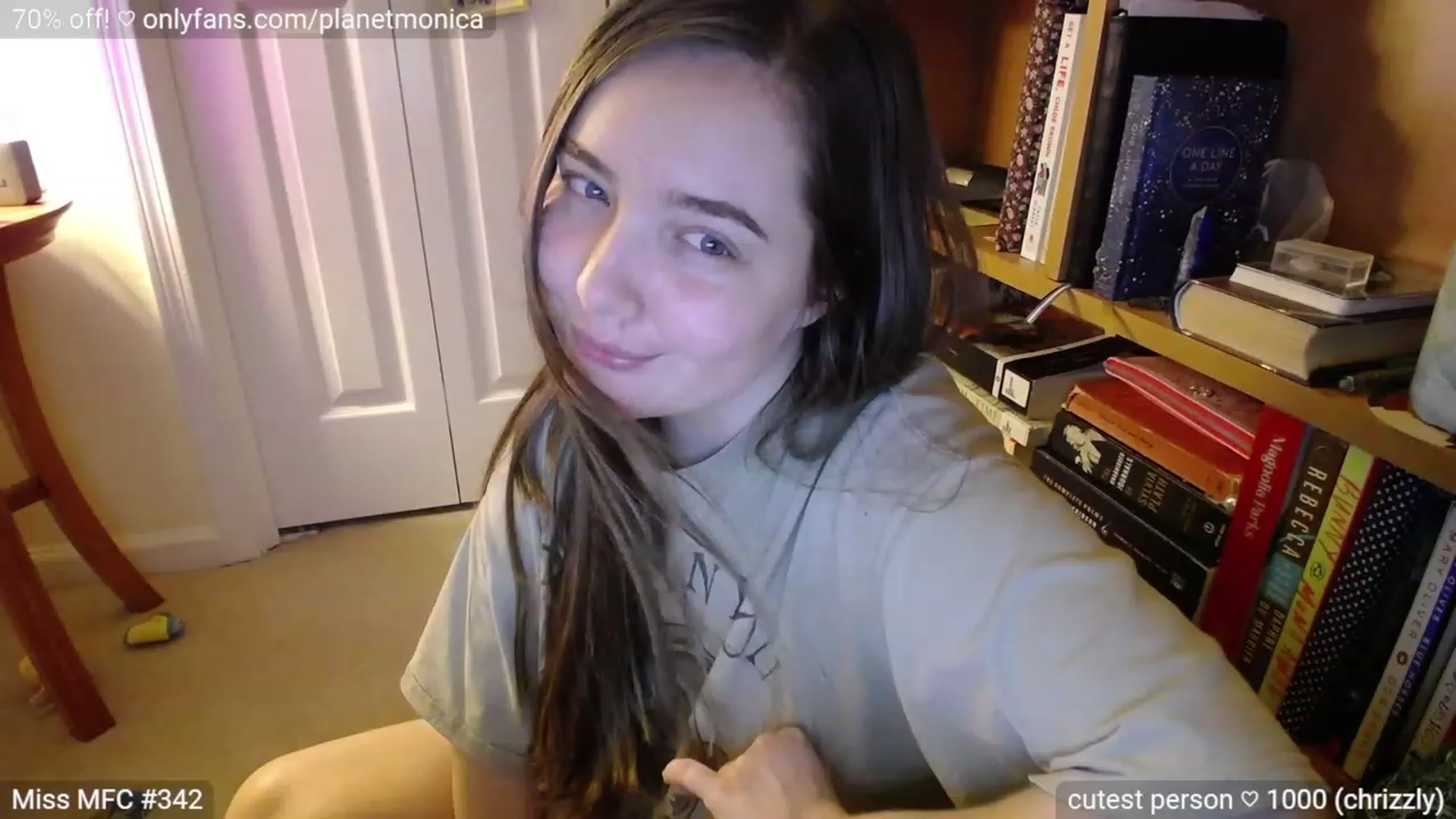 Gallery image thumbnail from Monica's myfreecams stream on, 07/03/2023, 04:36 image 17 of 20