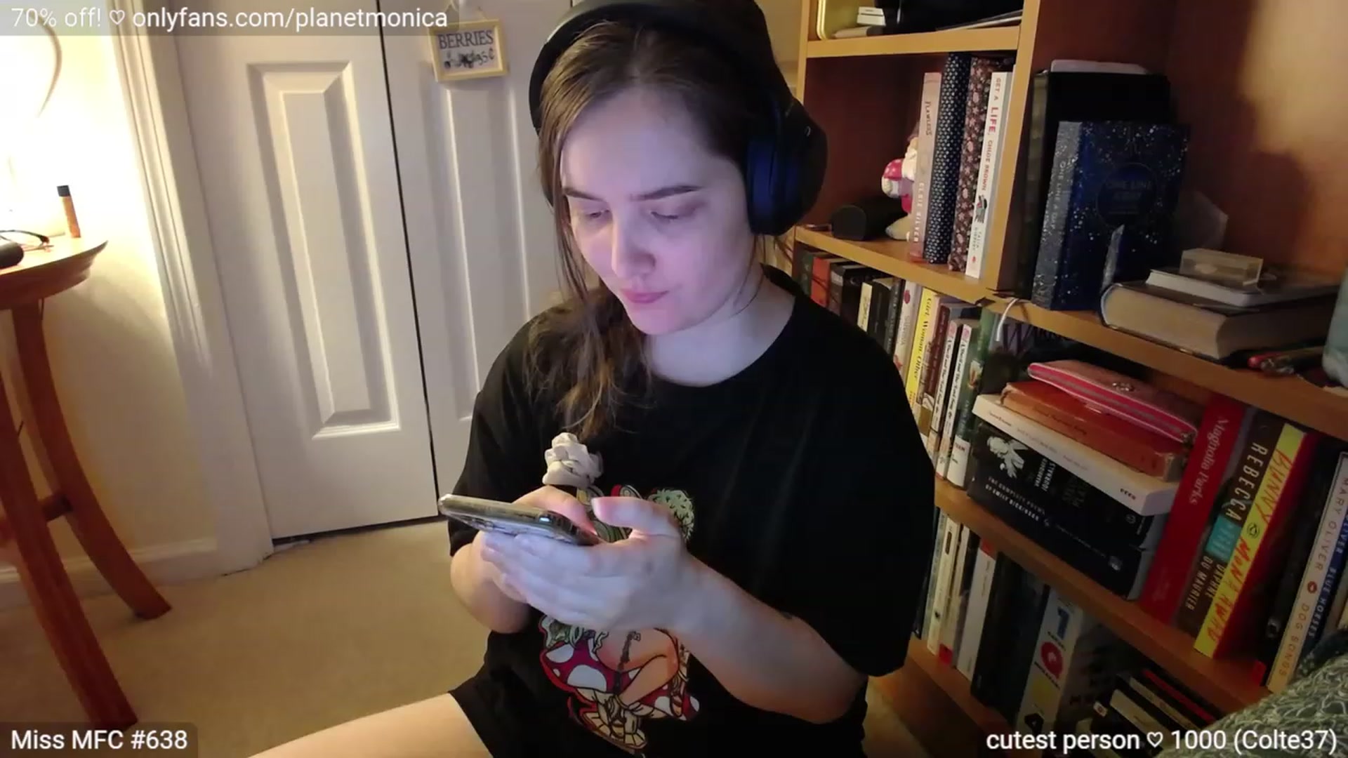Gallery image thumbnail from Monica's myfreecams stream on, 07/08/2023, 04:58 image 6 of 20