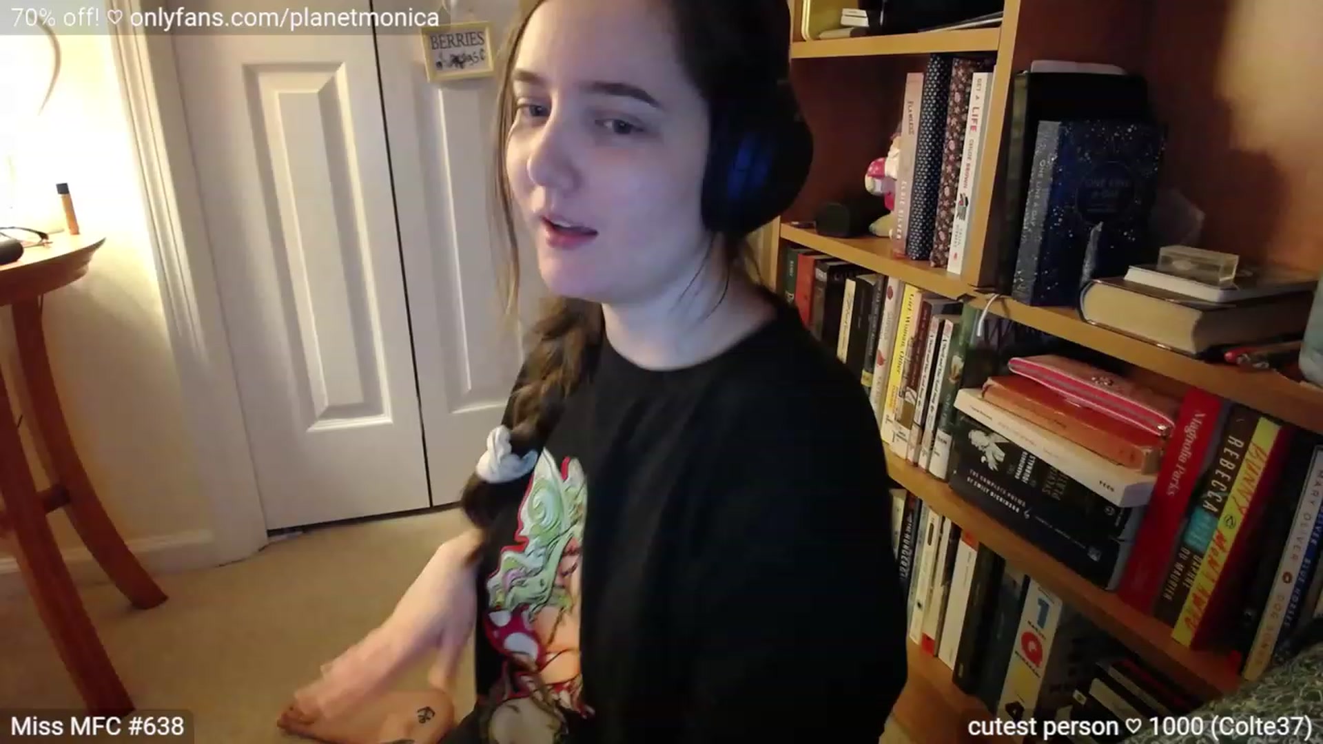 Gallery image thumbnail from Monica's myfreecams stream on, 07/08/2023, 04:58 image 5 of 20