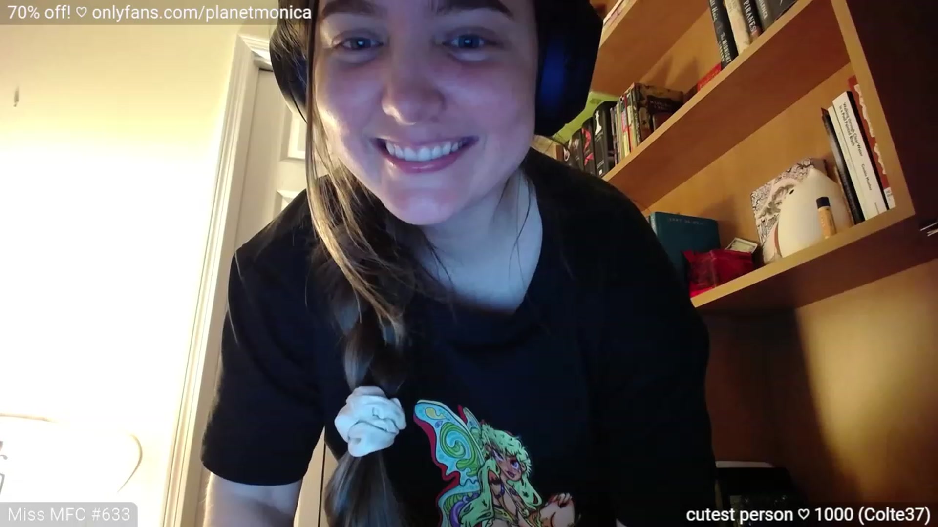 Gallery image thumbnail from Monica's myfreecams stream on, 07/08/2023, 04:58 image 11 of 20