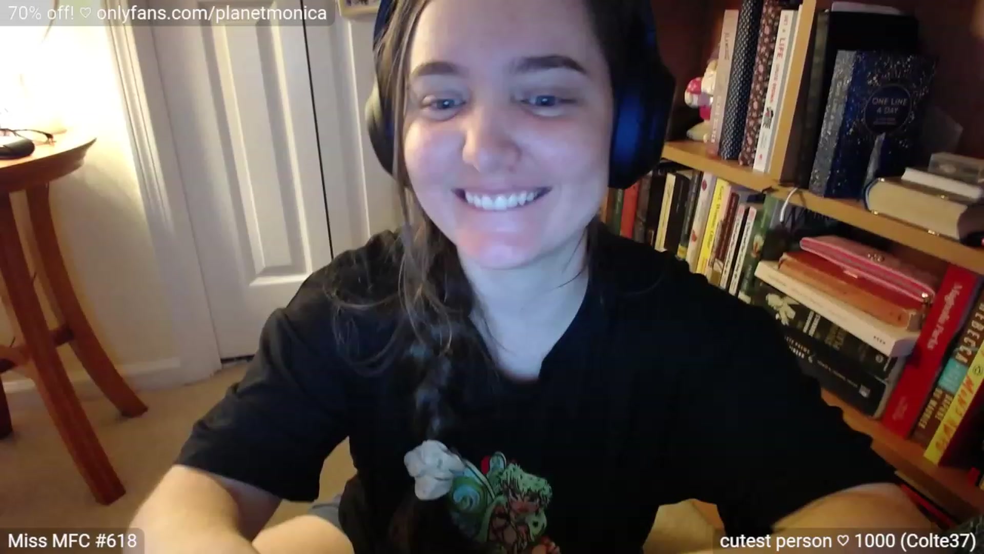 Gallery image thumbnail from Monica's myfreecams stream on, 07/08/2023, 04:58 image 16 of 20