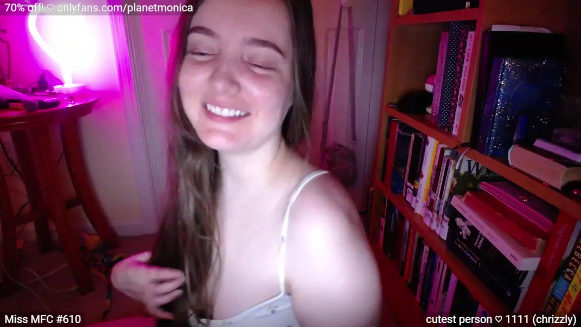 Gallery image thumbnail from Monica's myfreecams stream on, 07/09/2023, 02:55 image 9 of 20