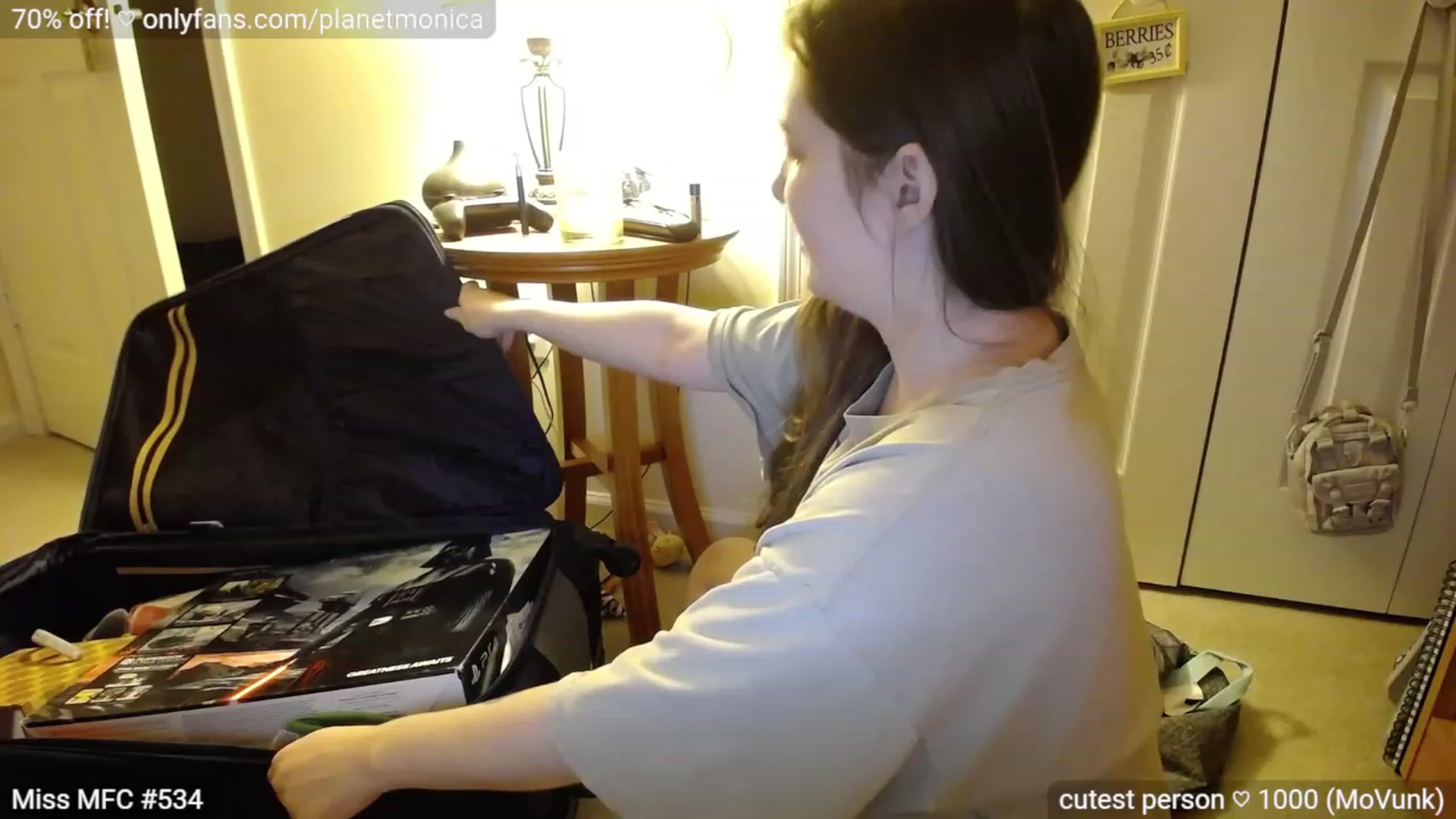 Gallery image thumbnail from Monica's myfreecams stream on, 07/13/2023, 03:13 image 7 of 20