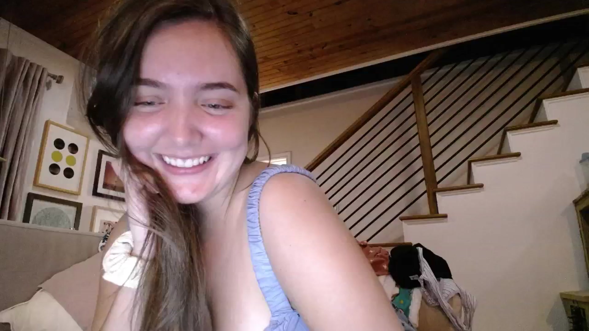 Gallery image thumbnail from Monica's myfreecams stream on, 08/18/2024, 07:01 image 1 of 20
