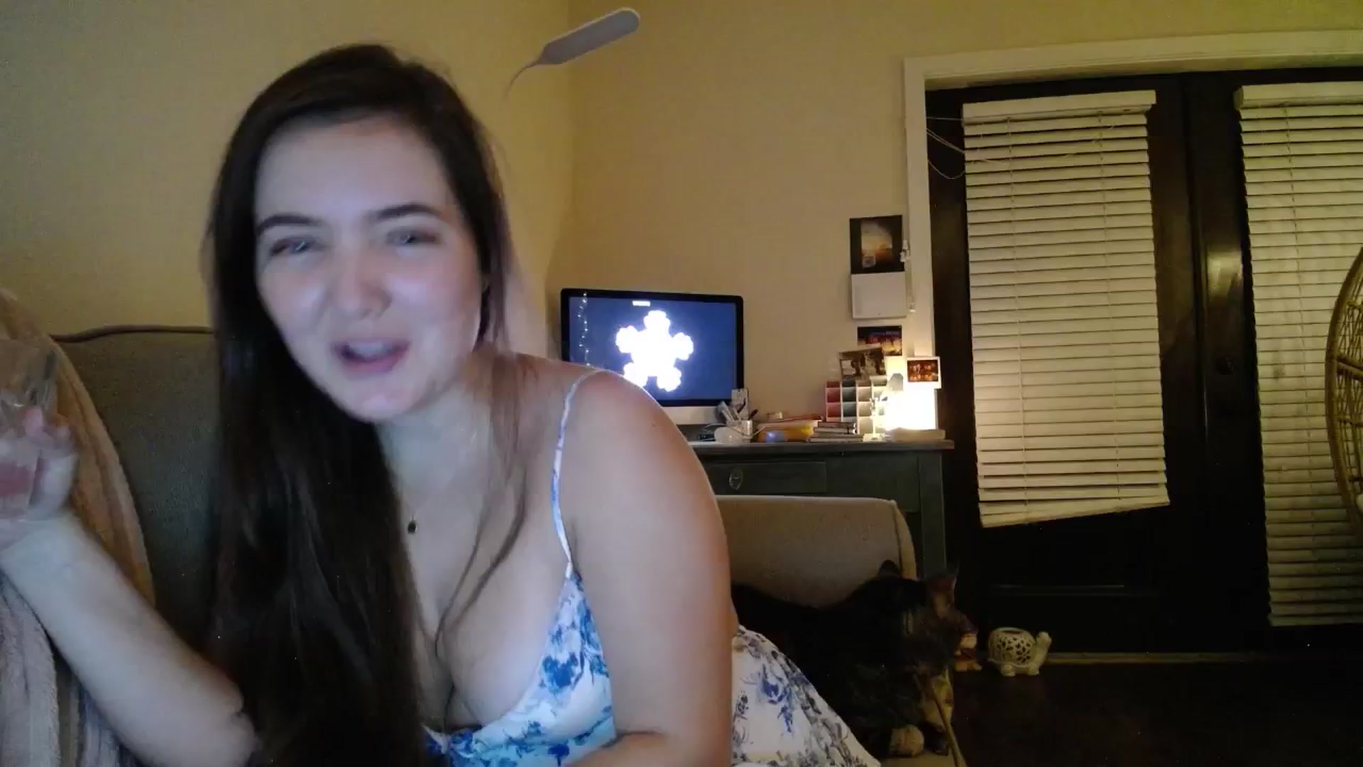 Gallery image thumbnail from Monica's myfreecams stream on, 08/24/2024, 04:28 image 6 of 20