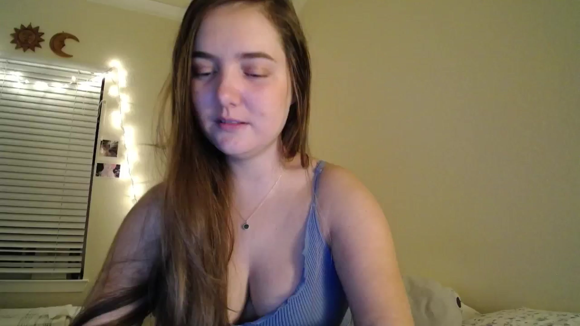 Gallery image thumbnail from Monica's myfreecams stream on, 08/25/2024, 02:38 image 6 of 20