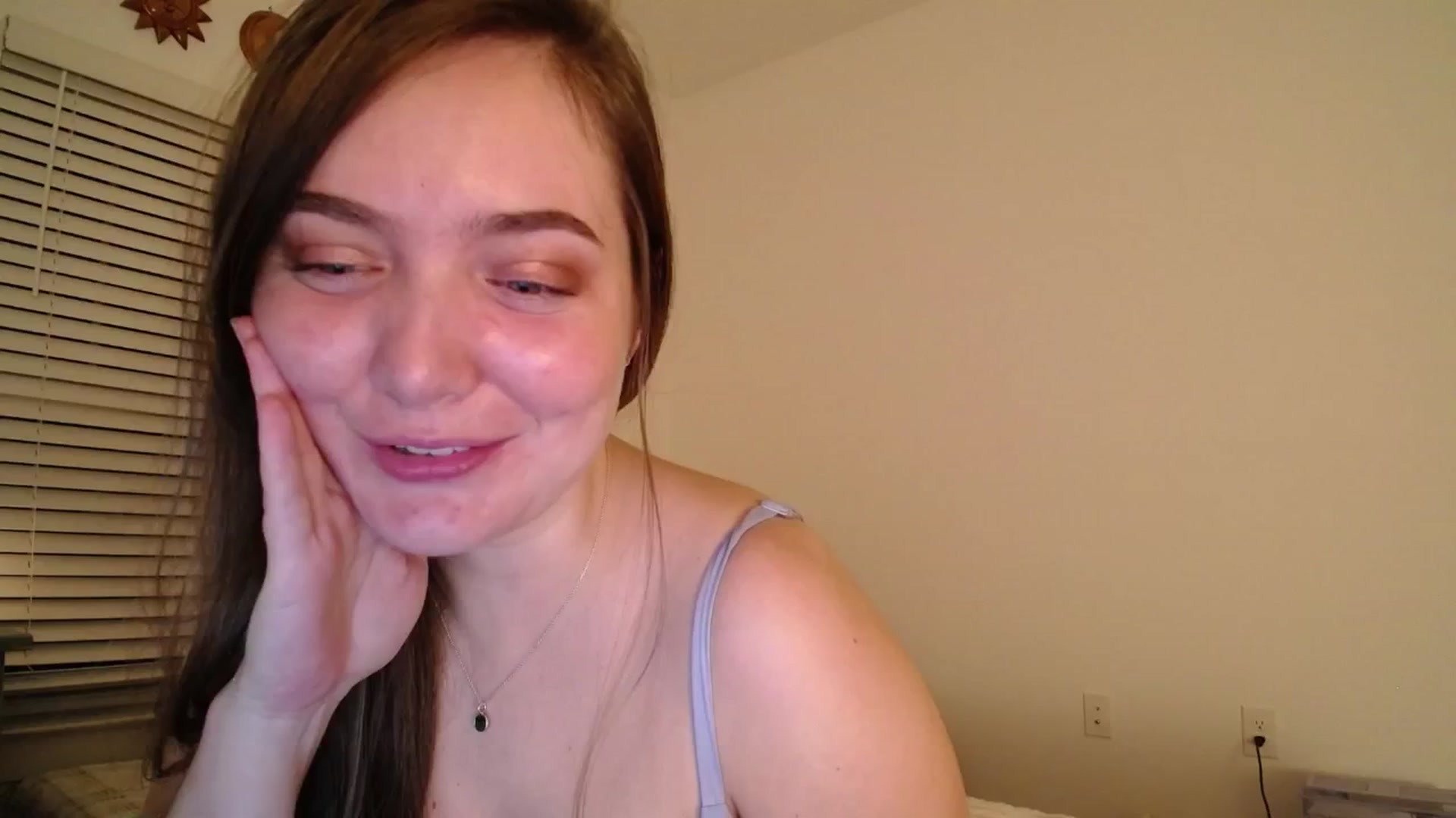 Gallery image thumbnail from Monica's myfreecams stream on, 08/31/2024, 05:10 image 1 of 20