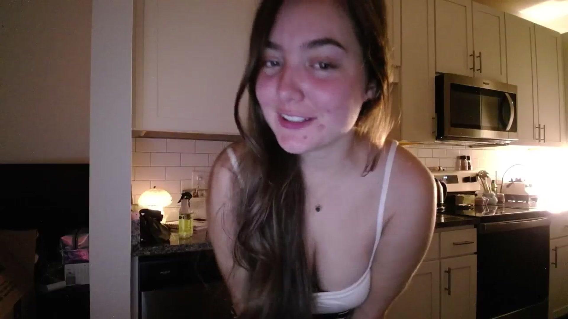 Gallery image thumbnail from Monica's myfreecams stream on, 09/07/2024, 04:02 image 14 of 20
